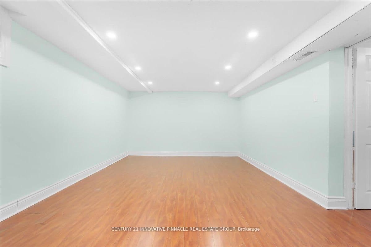 1 Judhaven Road #Main, Toronto, ON M9V 2P1