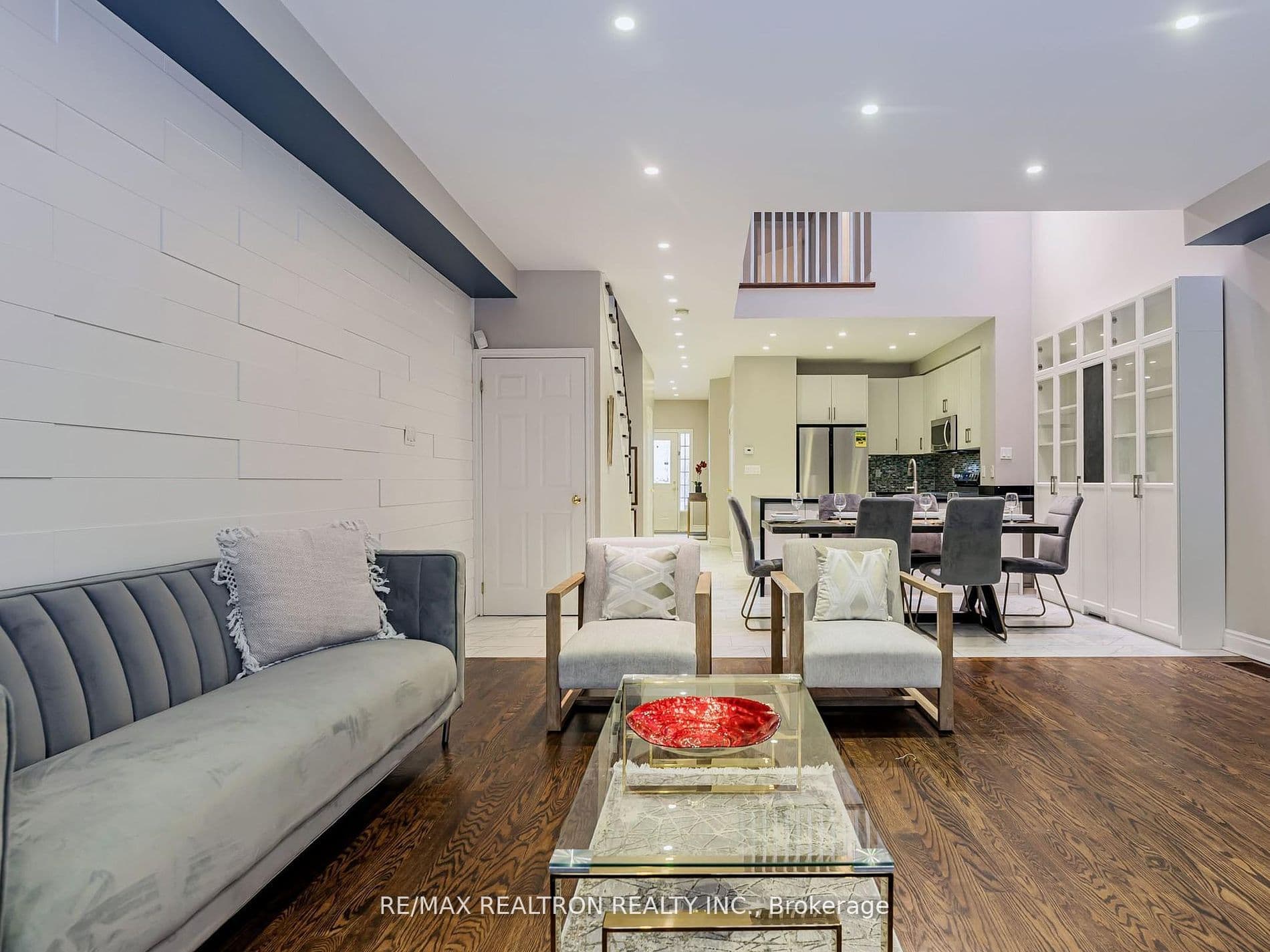 224 Yorkland Street, Richmond Hill, ON L4S 1A2