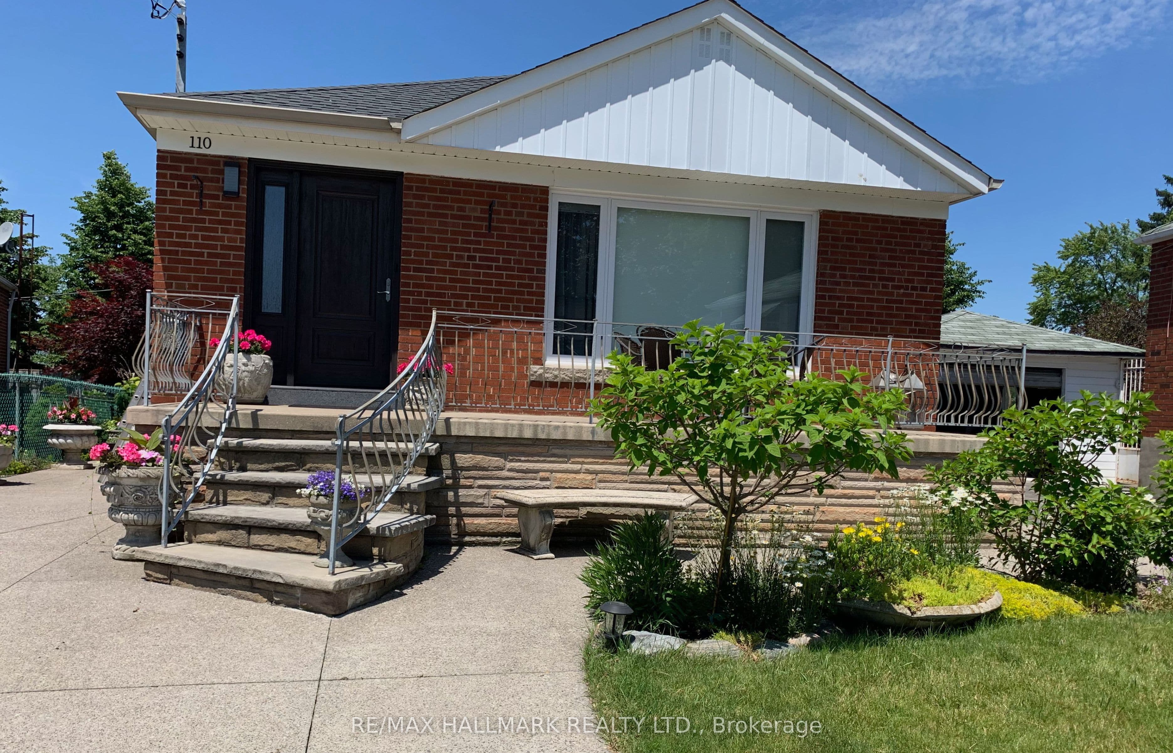 110 Trinnell Boulevard, Toronto, ON M1L 1S7