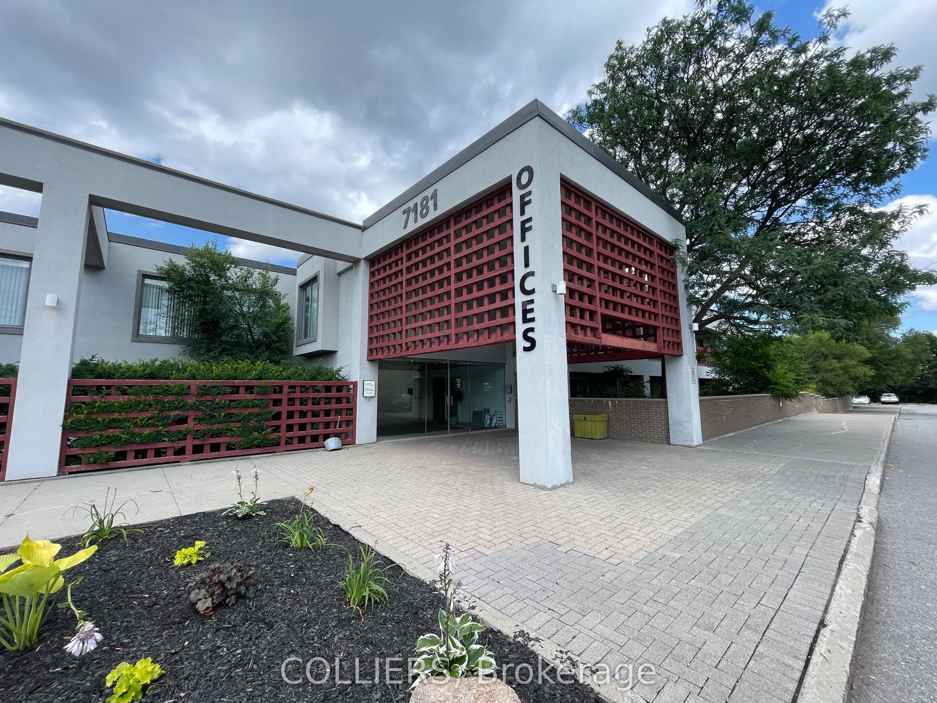 7181 Woodbine Avenue 116-117, Markham, ON L4R 1A3