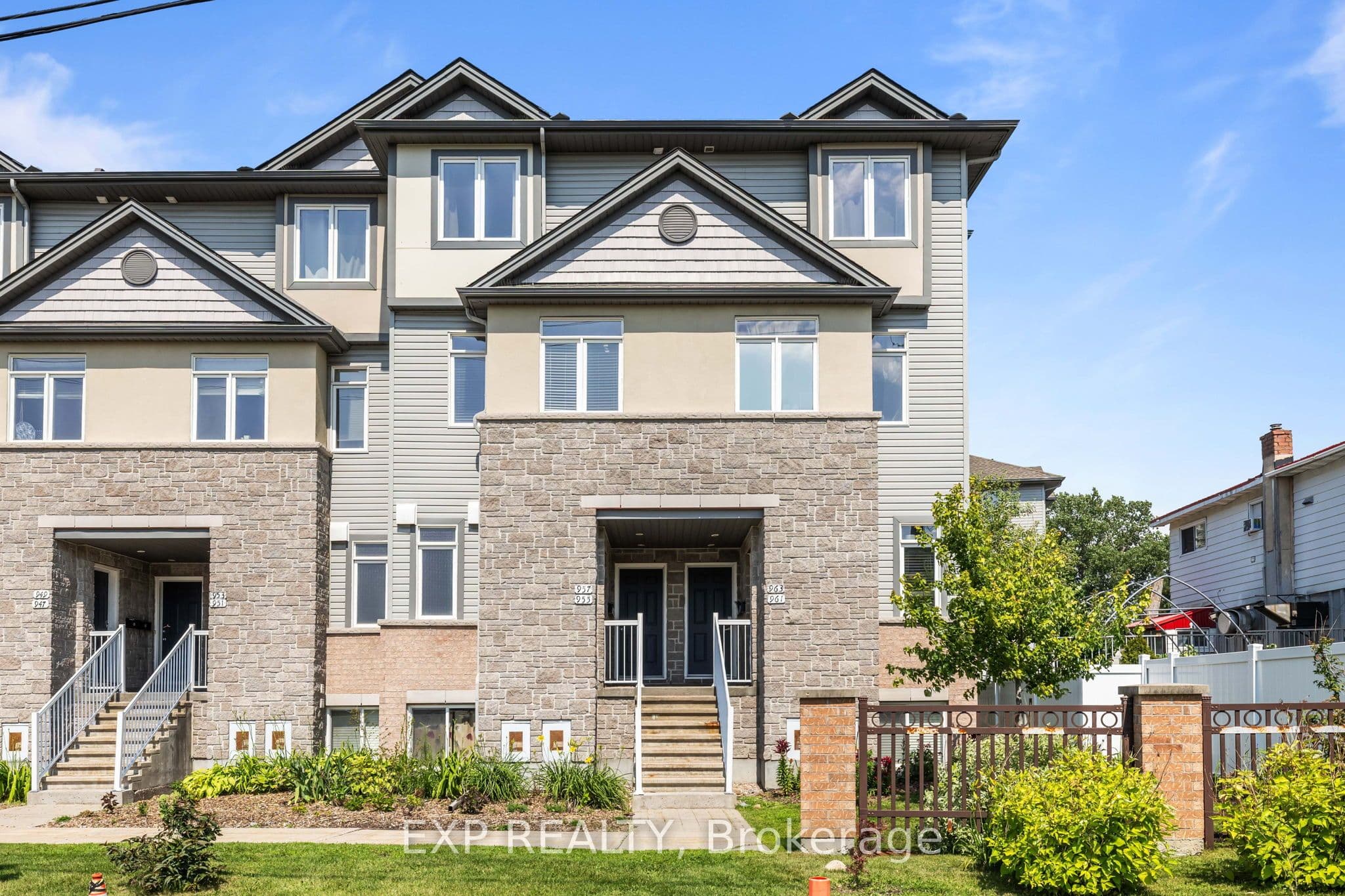 957 Cummings Avenue 35, Cyrville - Carson Grove - Pineview, ON K1J 7R9