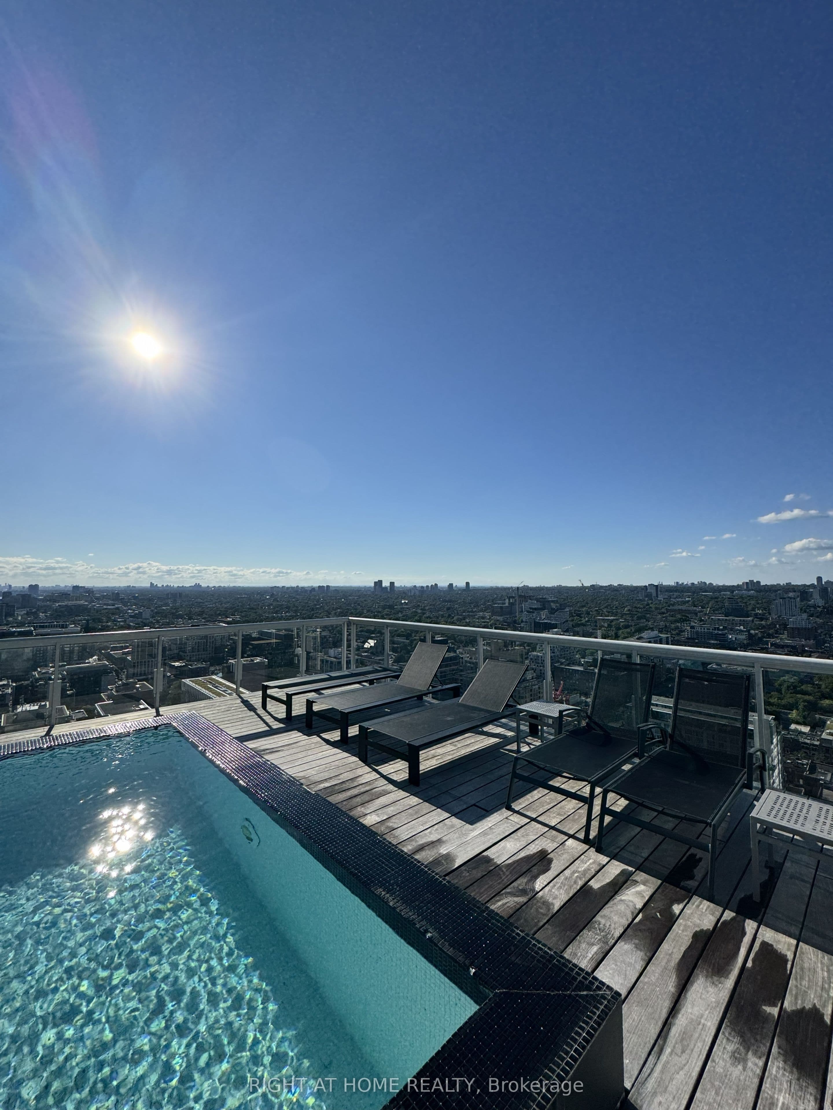 11 Charlotte Street 3003, Toronto, ON M5V 0M6
