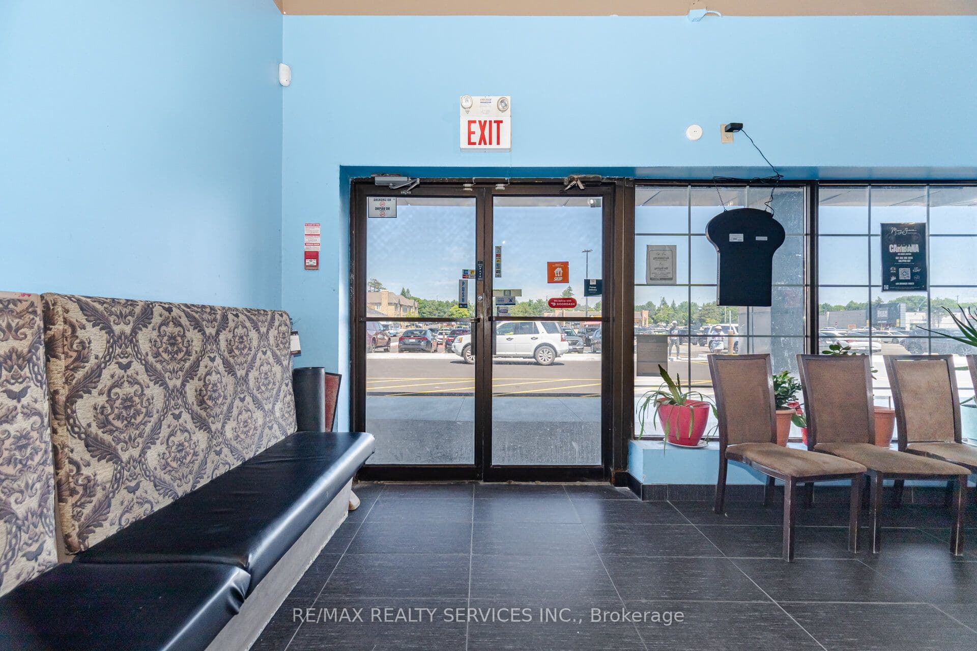 180 Sandalwood Parkway E 8A, Brampton, ON L6Z 1Y4