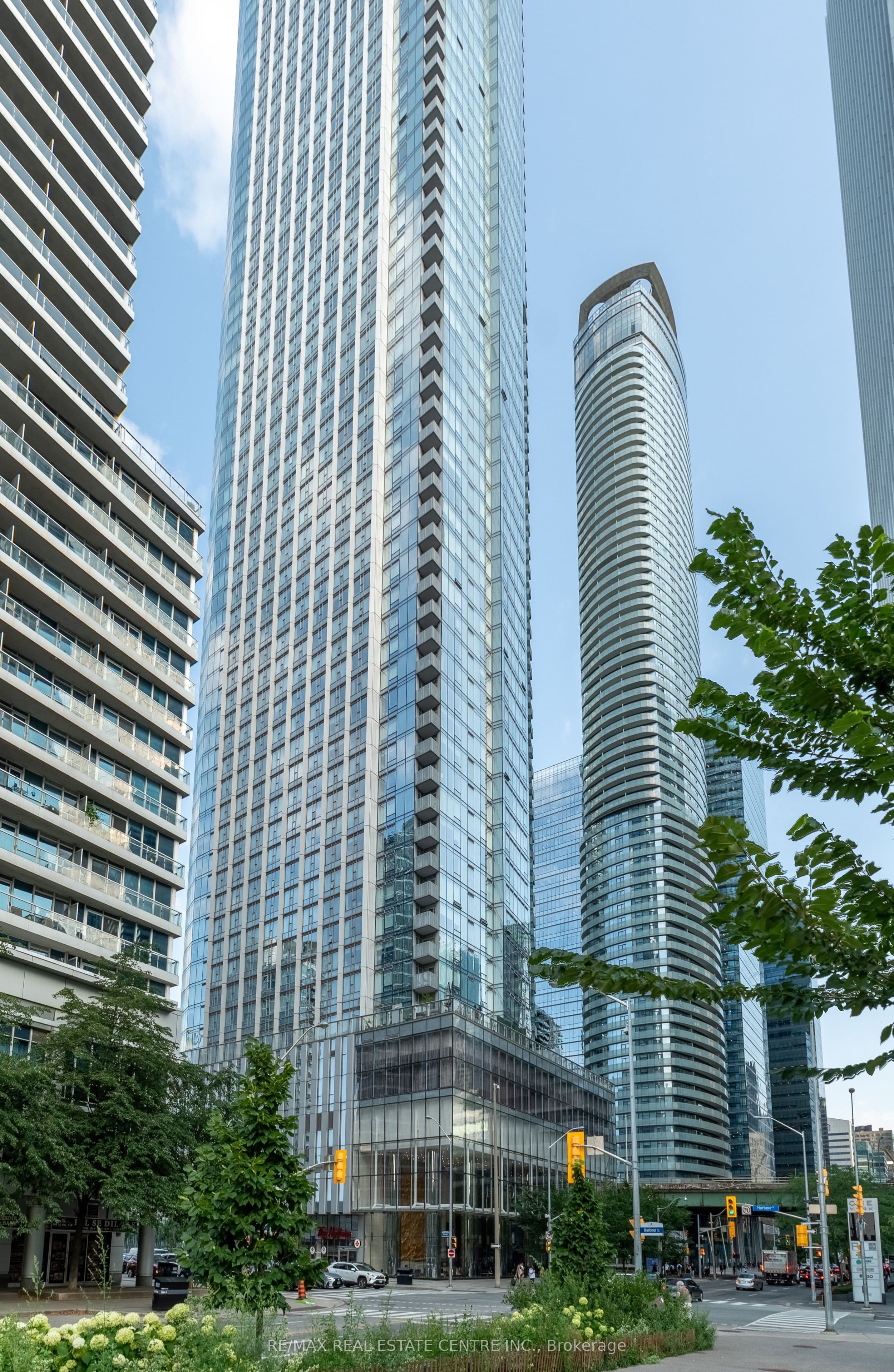 10 York Street 6210, Toronto, ON M5J 2L9