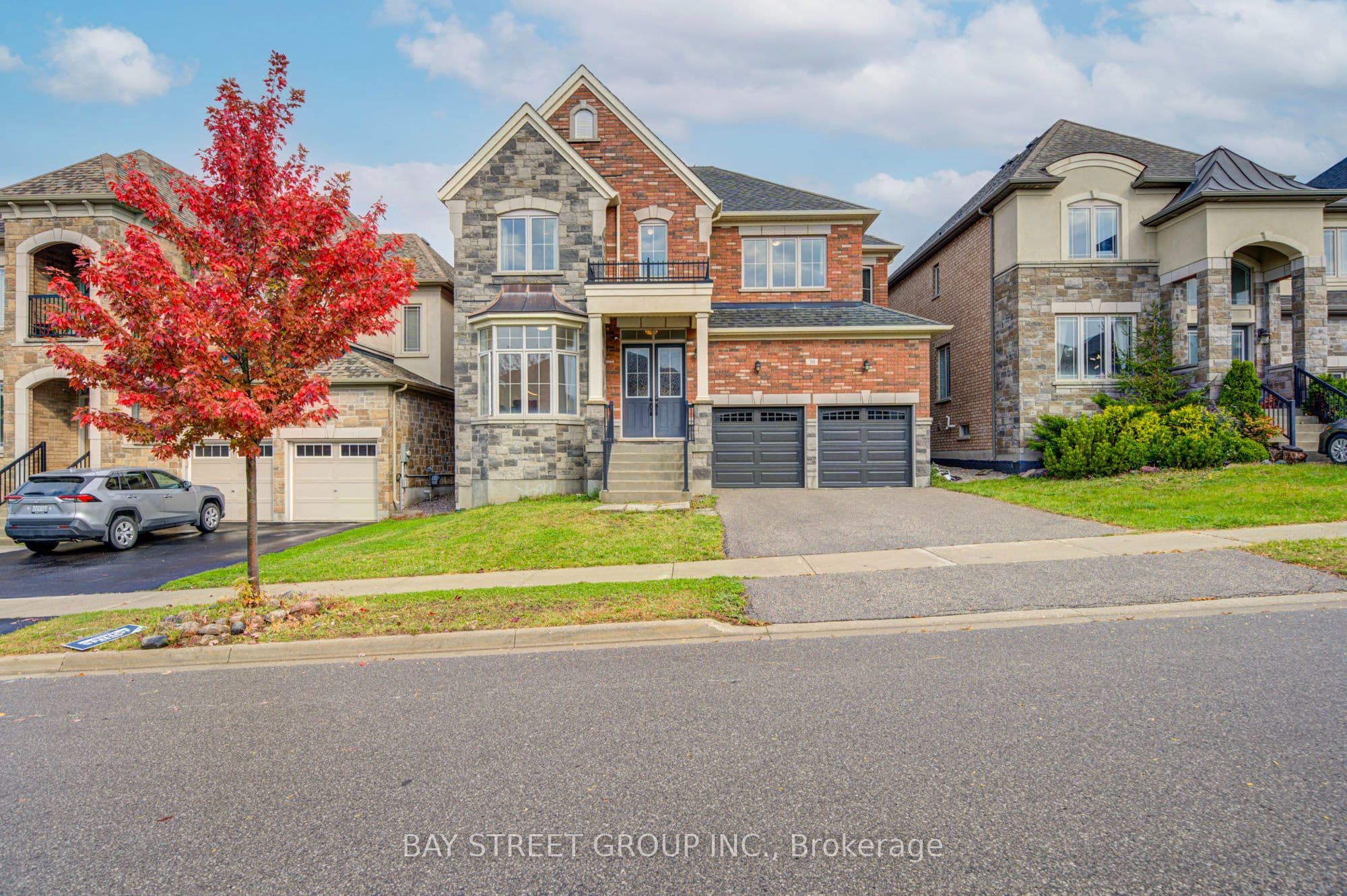 30 Ben Sinclair Avenue, East Gwillimbury, ON L9N 0S2