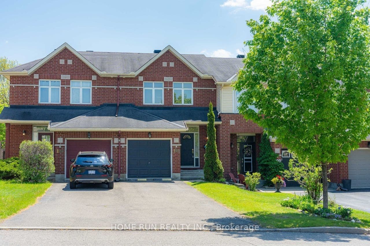 102 Kimberwick Crescent, Hunt Club - Windsor Park Village and Area, ON K1V 1K7