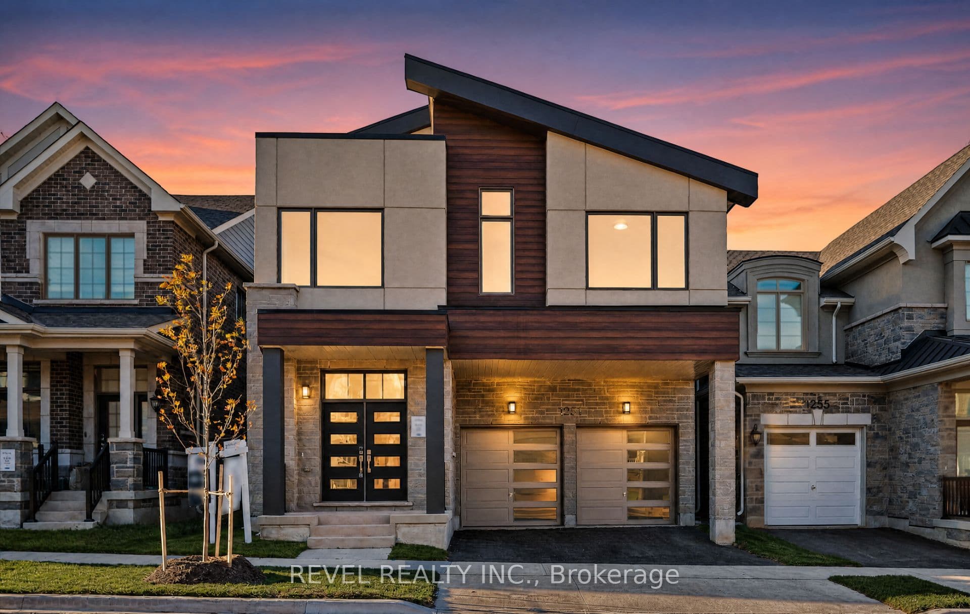 1251 Black Bear Trail, Oakville, ON L6M 4L8