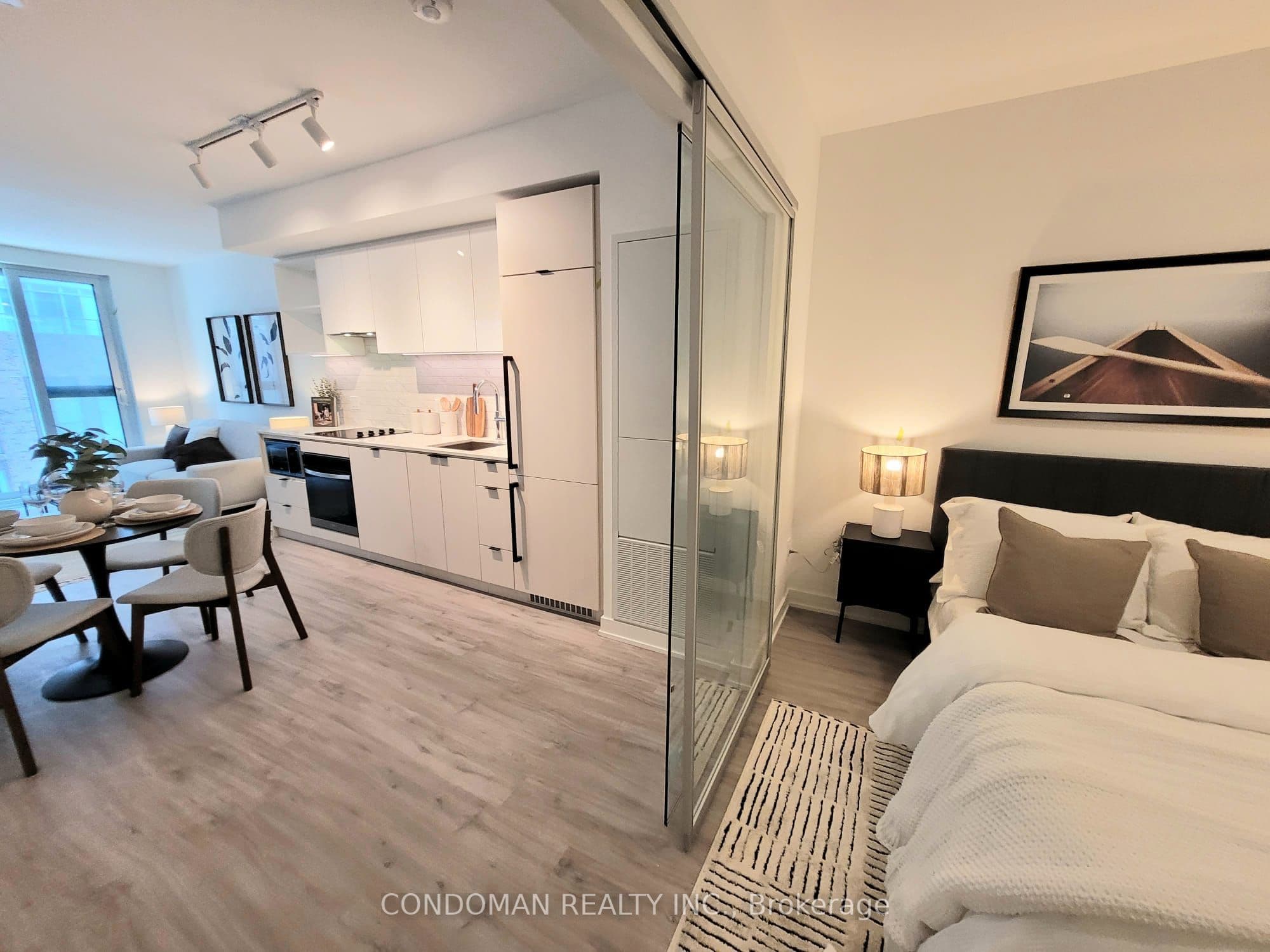 252 Church Street 508, Toronto, ON M5B 0E6