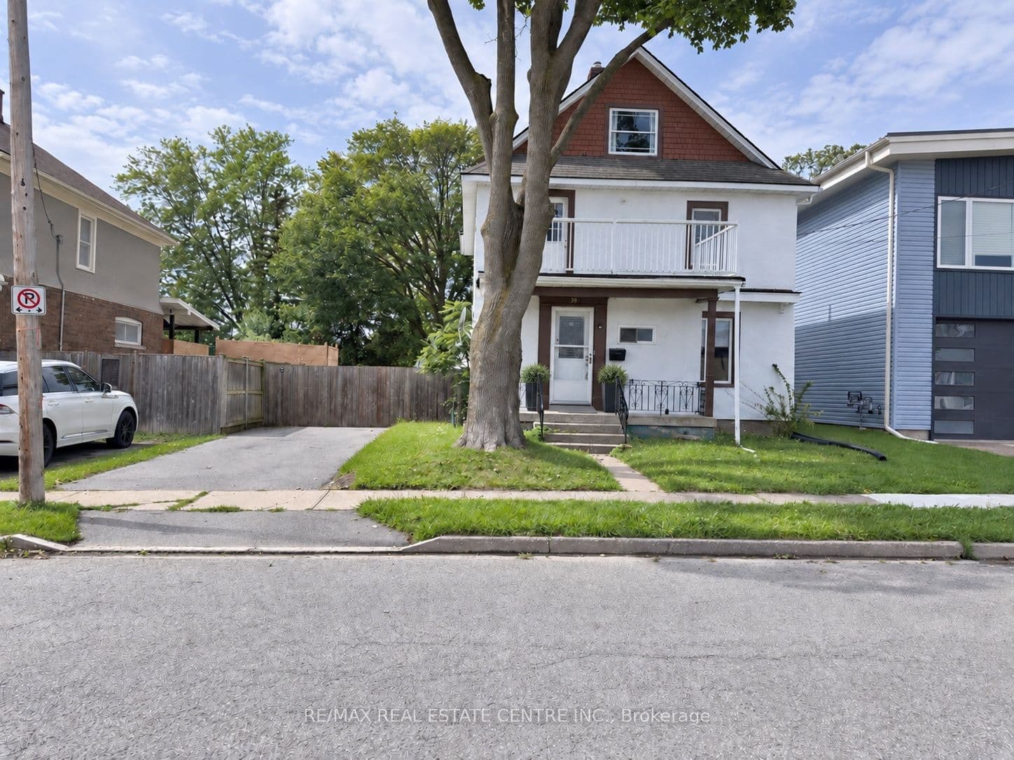 39 OAKLAND Avenue, Welland, ON L3C 2B8