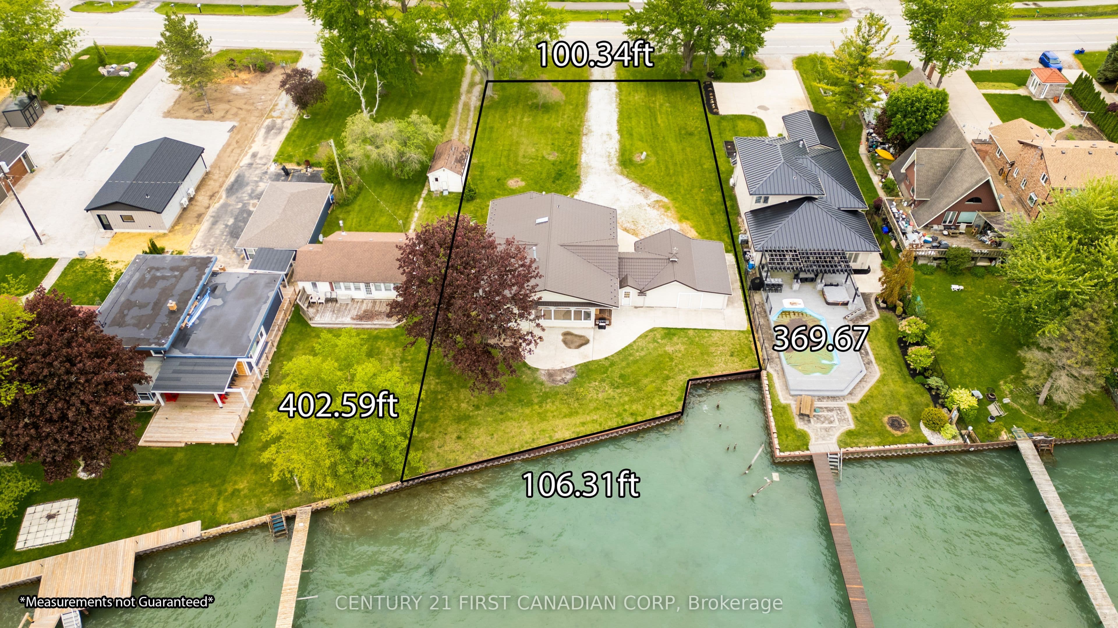 3877 St Clair Parkway, St. Clair, ON N0P 2B0