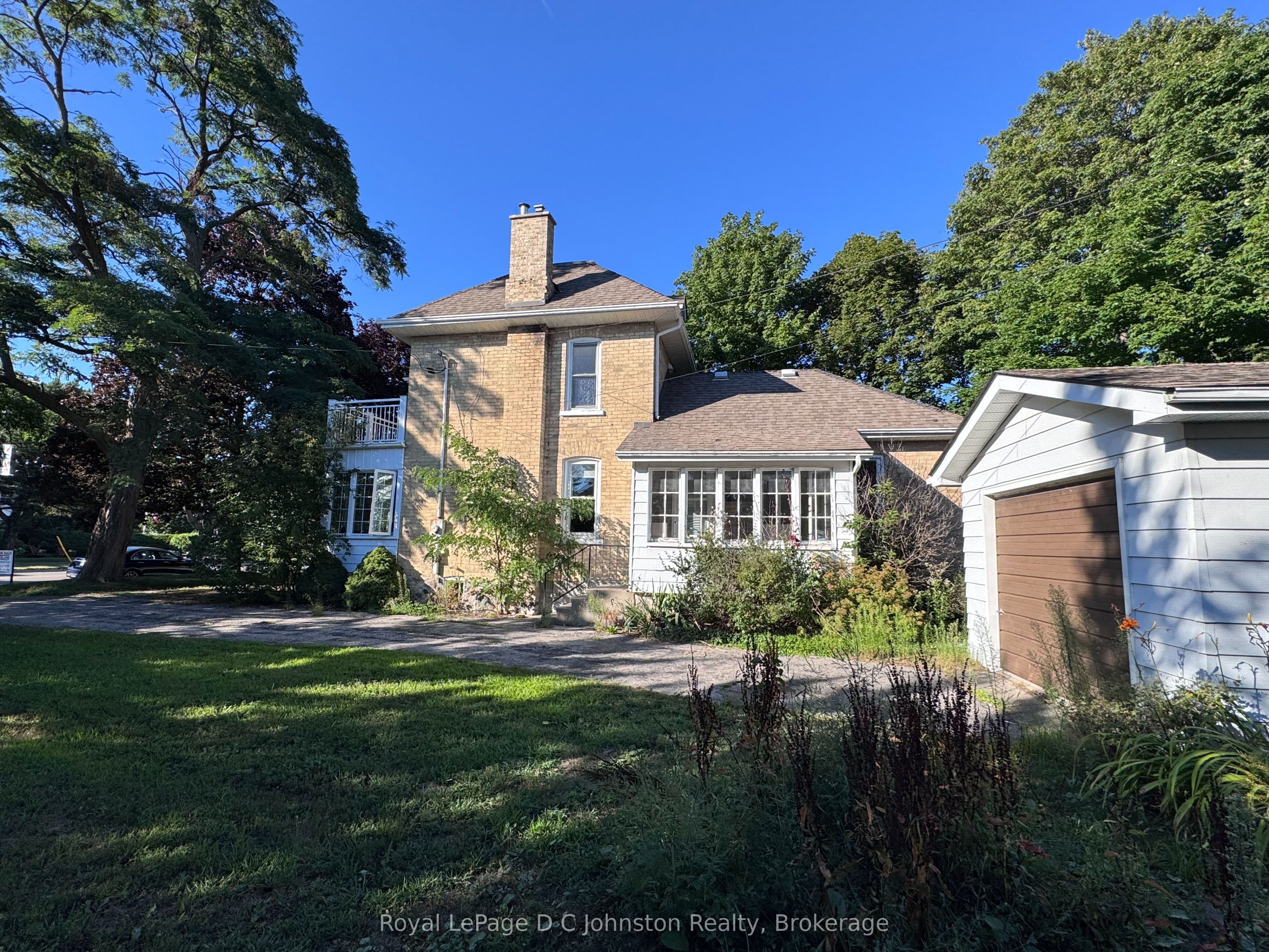 43 Albert Street N, Saugeen Shores, ON N0H 2L0