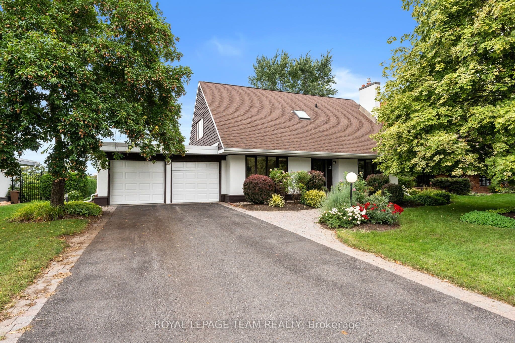 14 Lismer Crescent, Kanata, ON K2K 1A2
