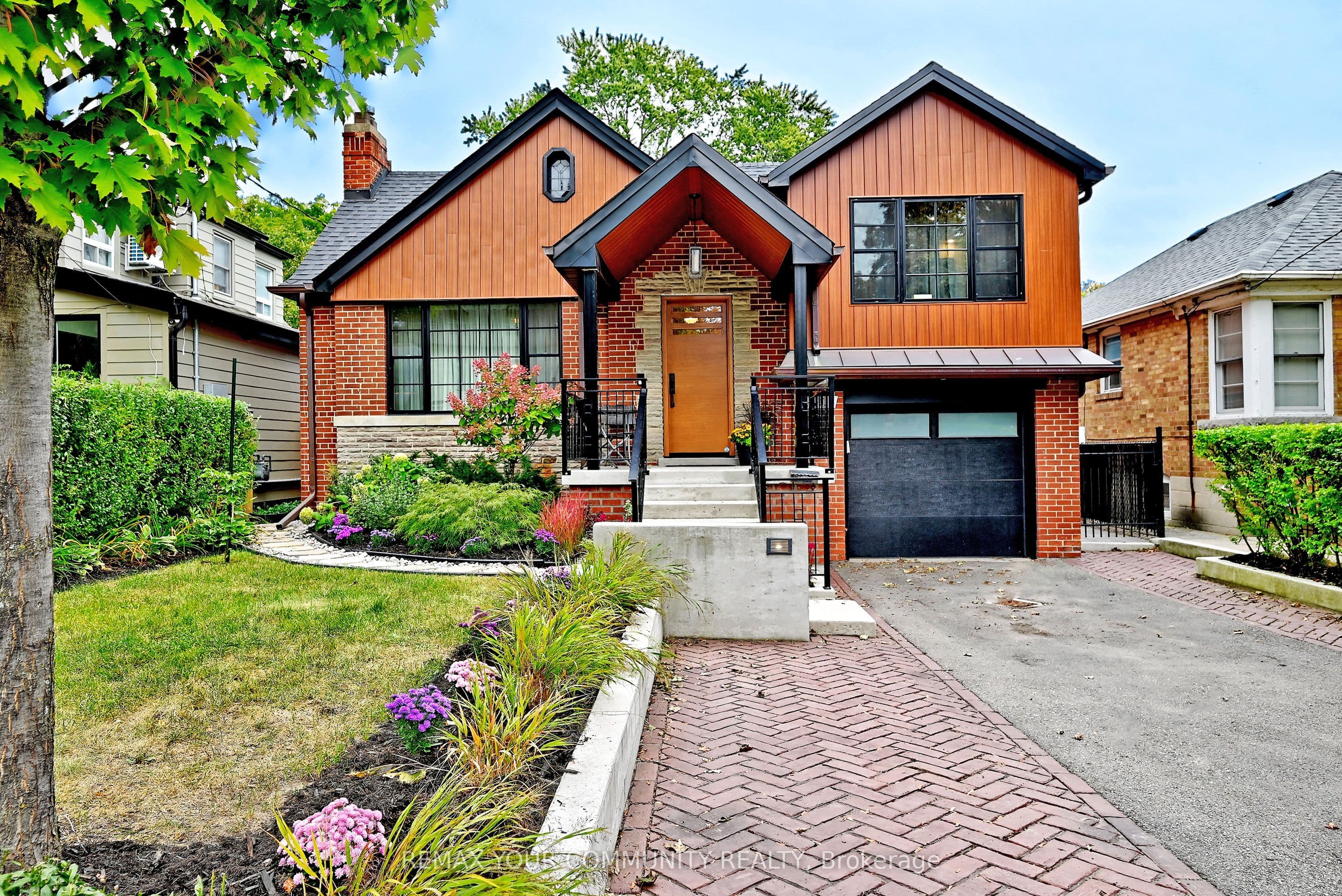 141 Prince Edward Drive S, Toronto, ON M8Y 3W3
