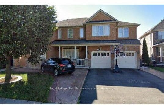 37 Latania Boulevard, Brampton, ON L6P 1T1