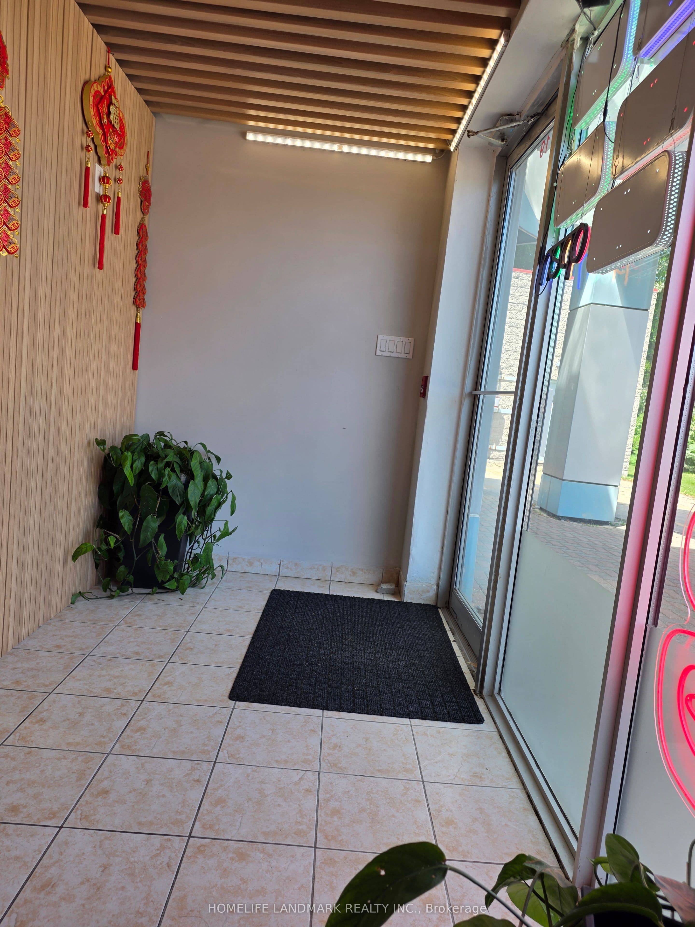 4400 Sheppard Avenue E 19, Toronto, ON M1S 5J5