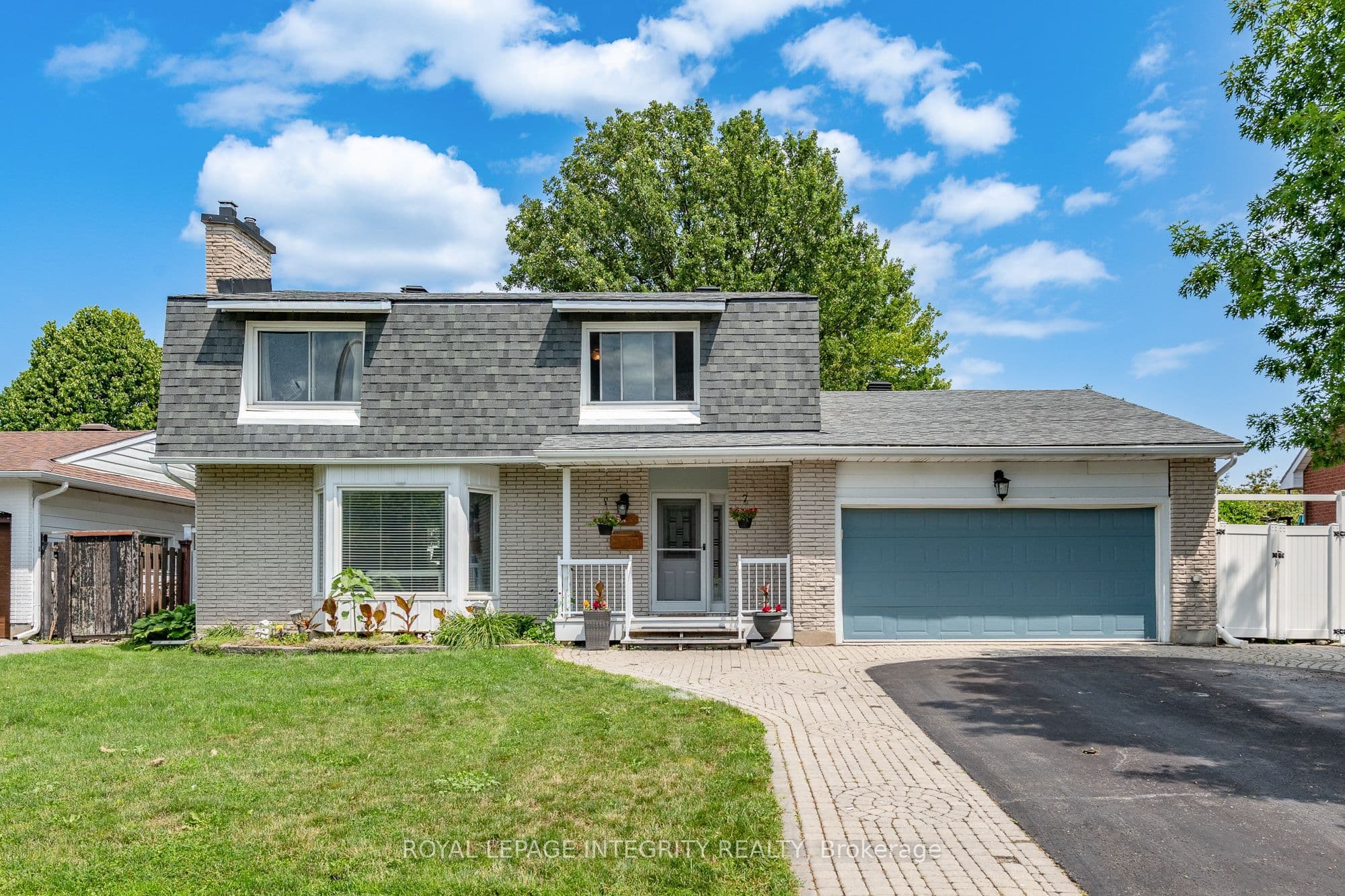 95 Mcclellan Road, South of Baseline to Knoxdale, ON K2H 8L6