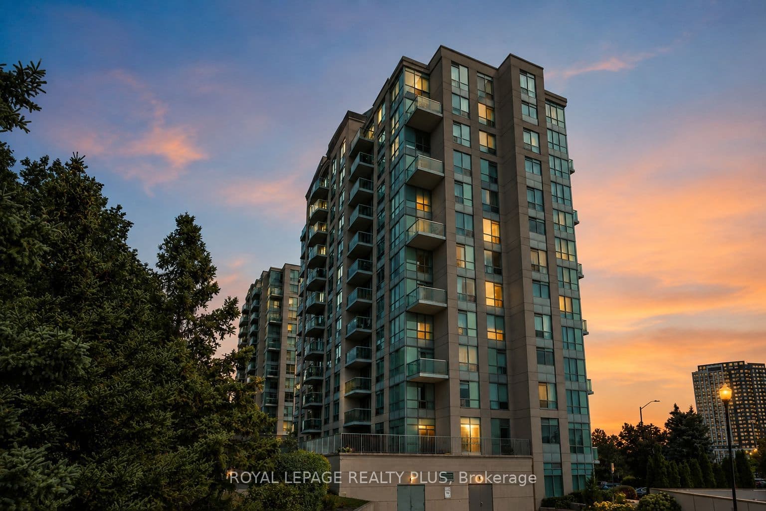 2585 Erin Centre Boulevard 1101, Mississauga, ON L5M 6Z7