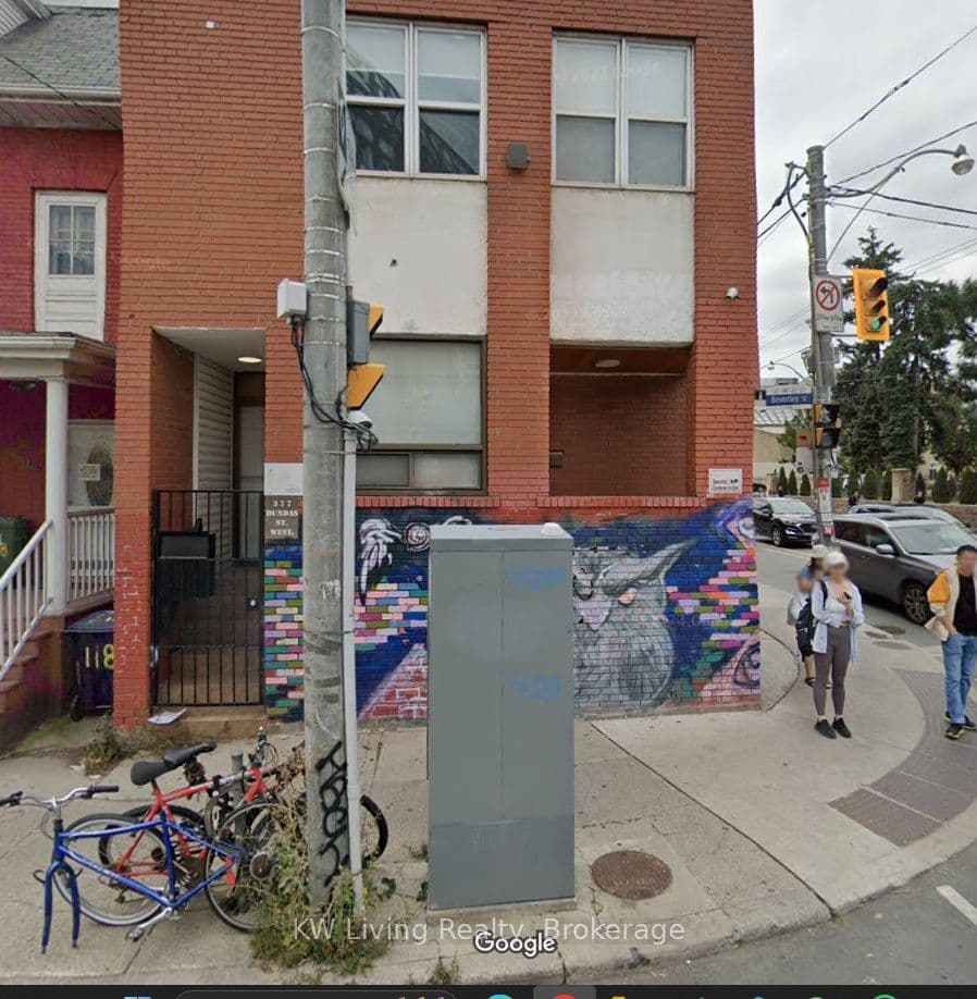 377 Dundas Street W 3rd Floor, Toronto, ON M5T 1G6