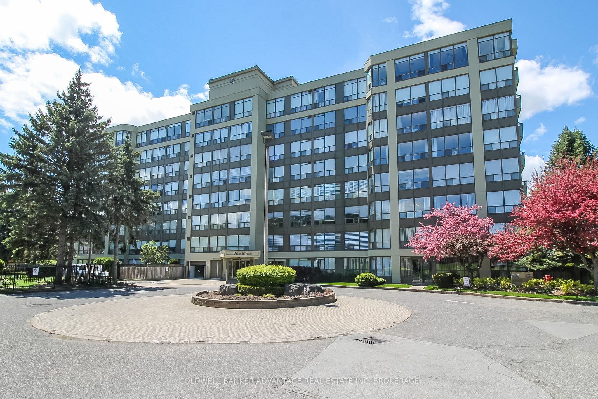 5100 Dorchester Road 105, Niagara Falls, ON L2E 7H4