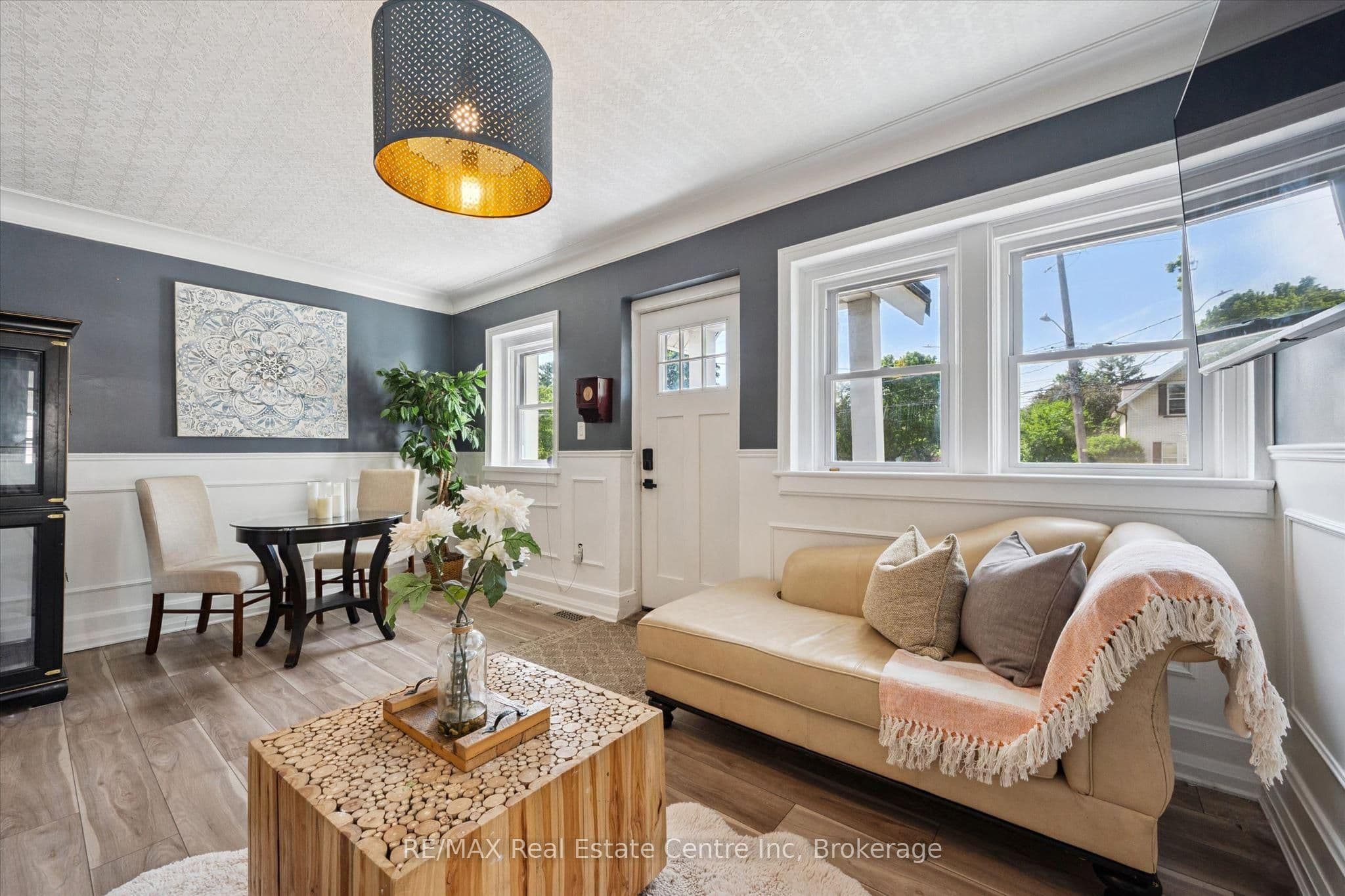 314 PAISLEY Road, Guelph, ON N1H 2P9