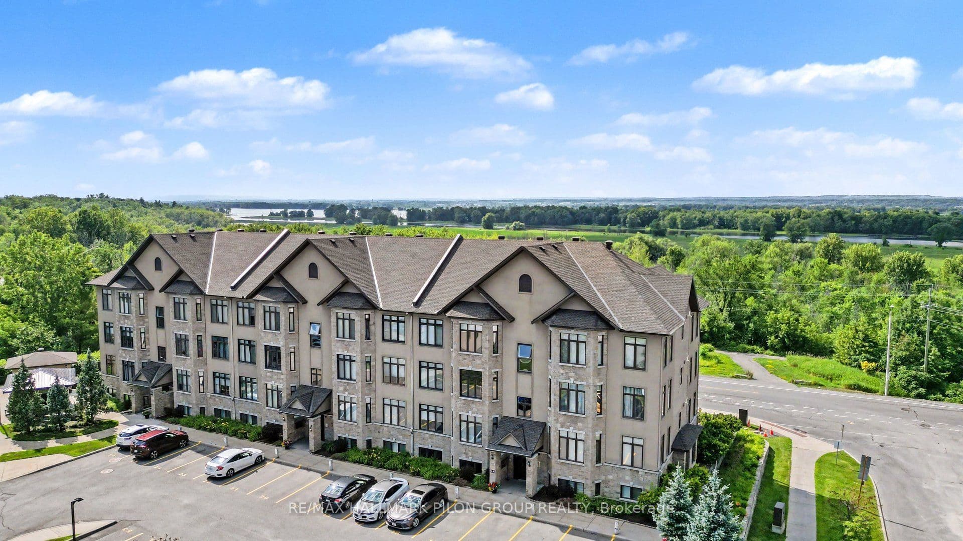 10 Prestige Circle 7, Orleans - Cumberland and Area, ON K4A 0W9