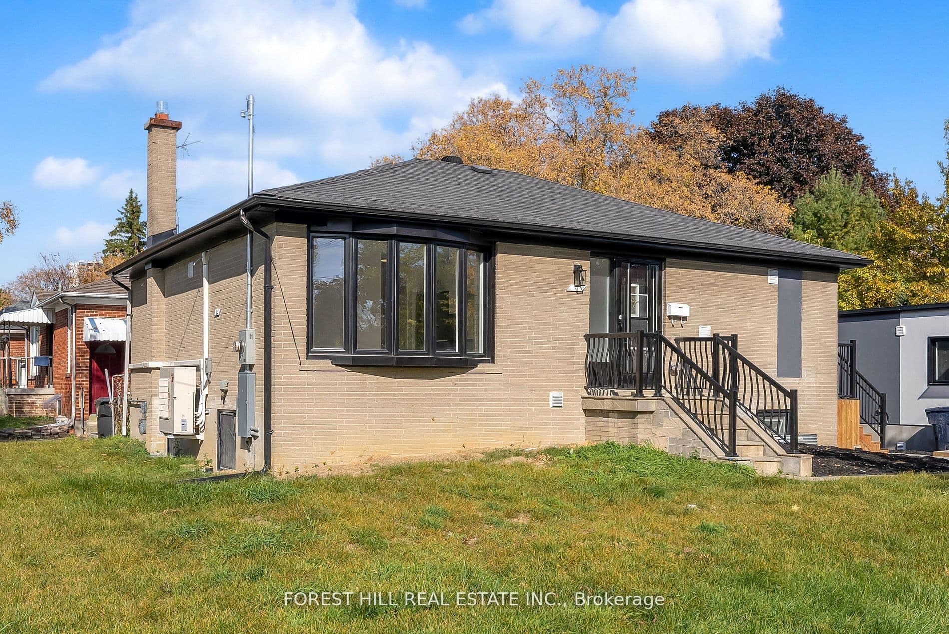 105 Galloway Road Unit D, Toronto, ON M1E 1W9