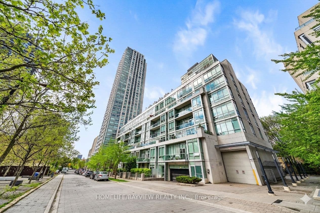 120 Homewood Avenue 420, Toronto, ON M4Y 2J3
