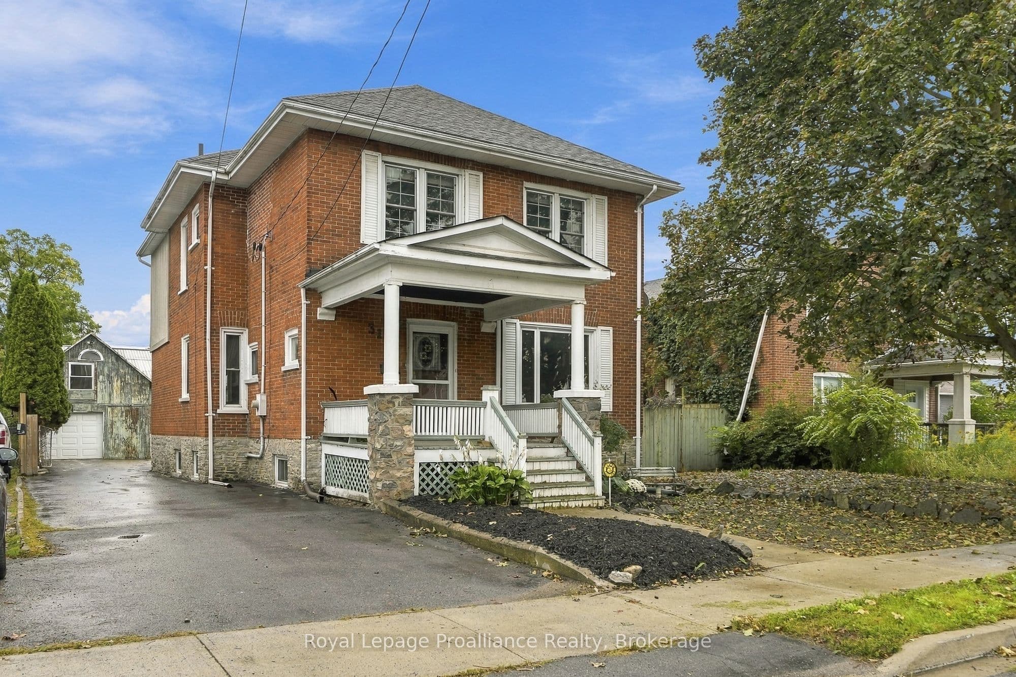 31 Grove Street, Belleville, ON K8P 1W1