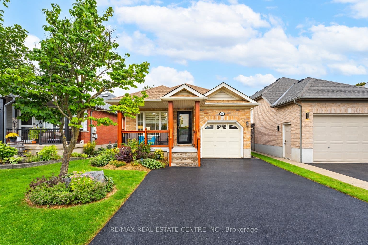 99 Glengarry Road, Orangeville, ON L9W 5E4