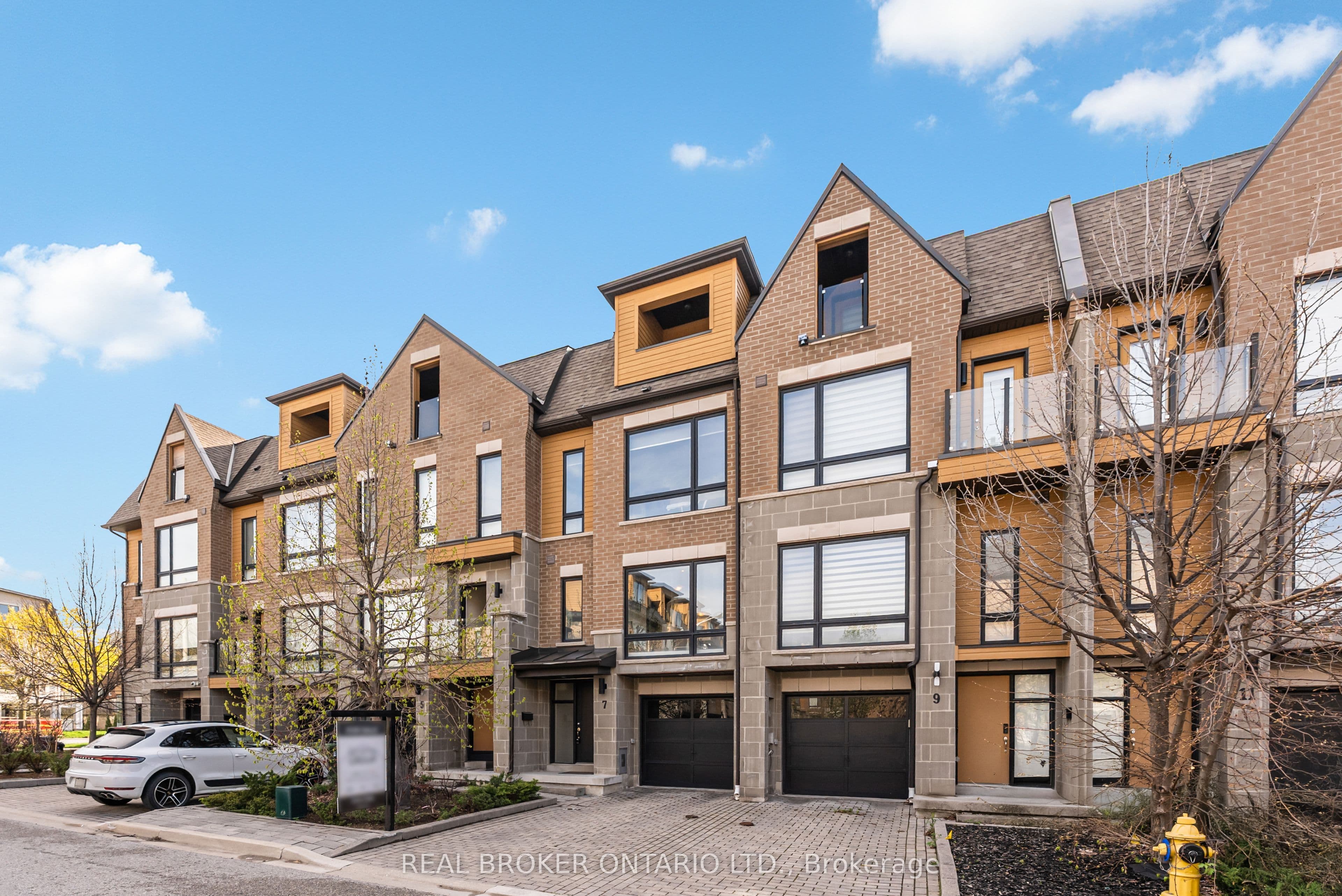 7 Kenneth Wood Crescent, Toronto, ON M2N 0K3