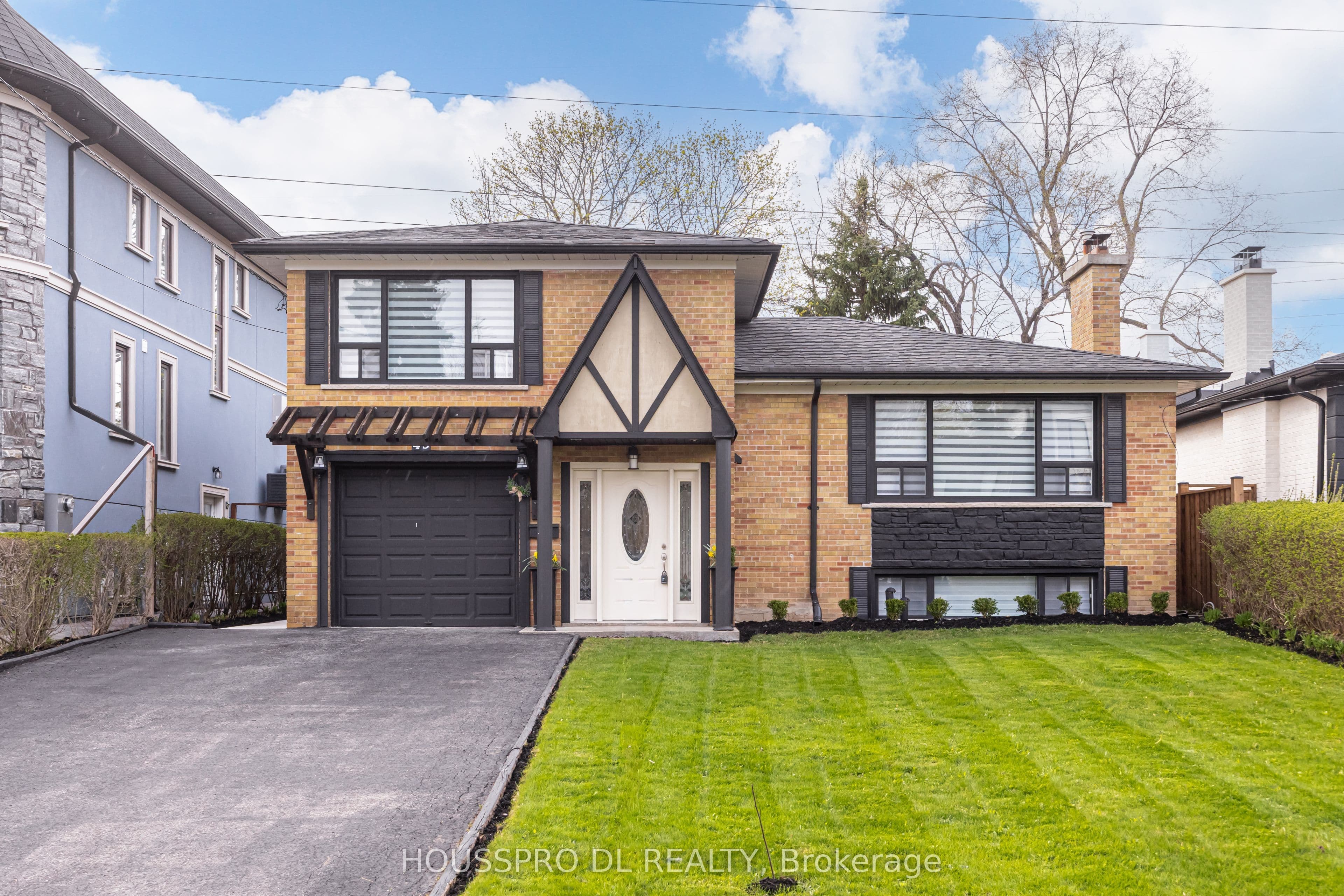 49 Bowerbank Drive, Toronto, ON M2M 1Z9