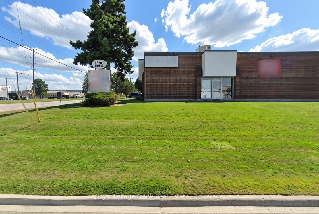 1380 Hopkins Street 6/7R, Whitby, ON L1N 2C3