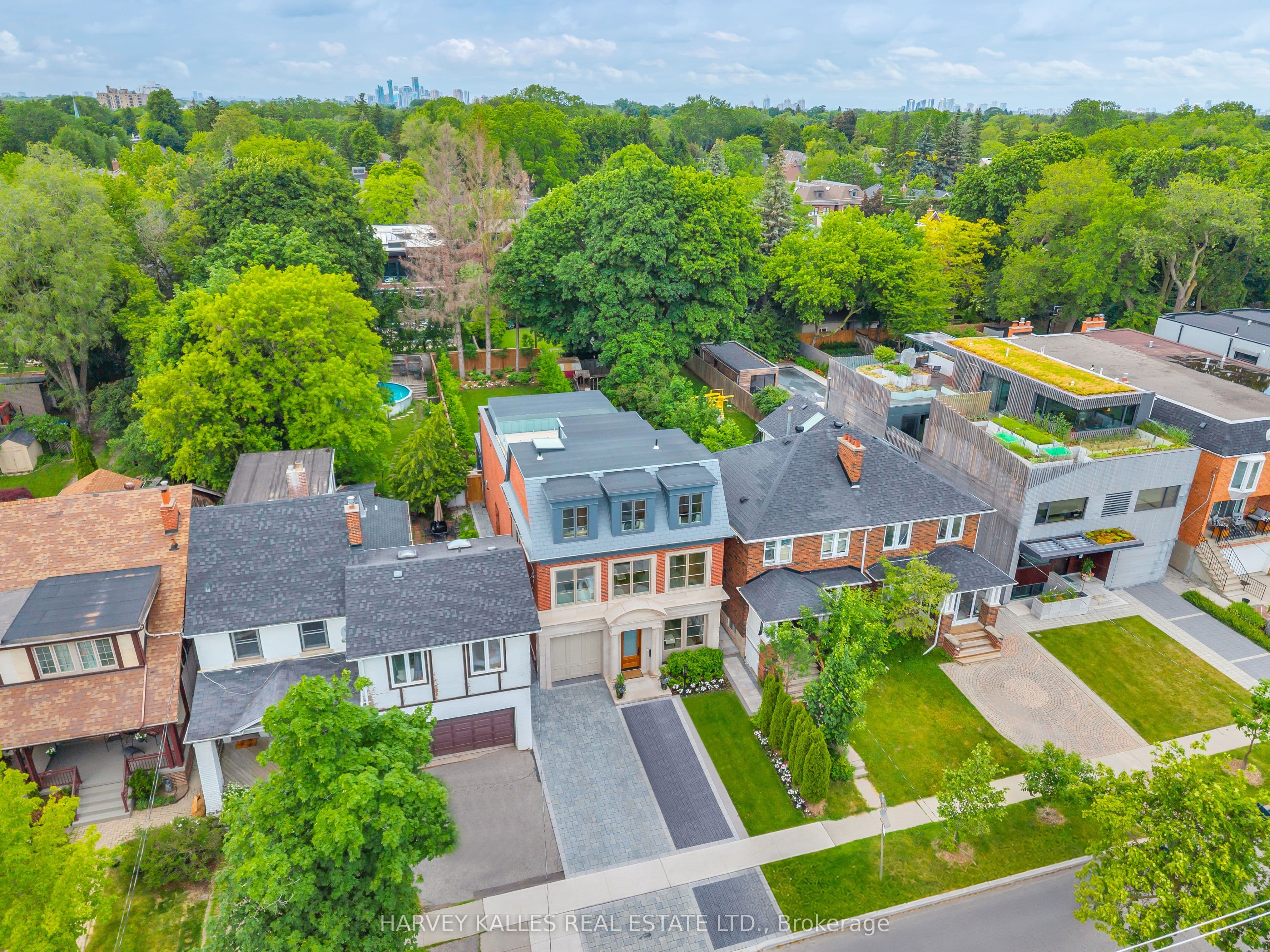 82 Sherwood Avenue, Toronto, ON M4P 2A7