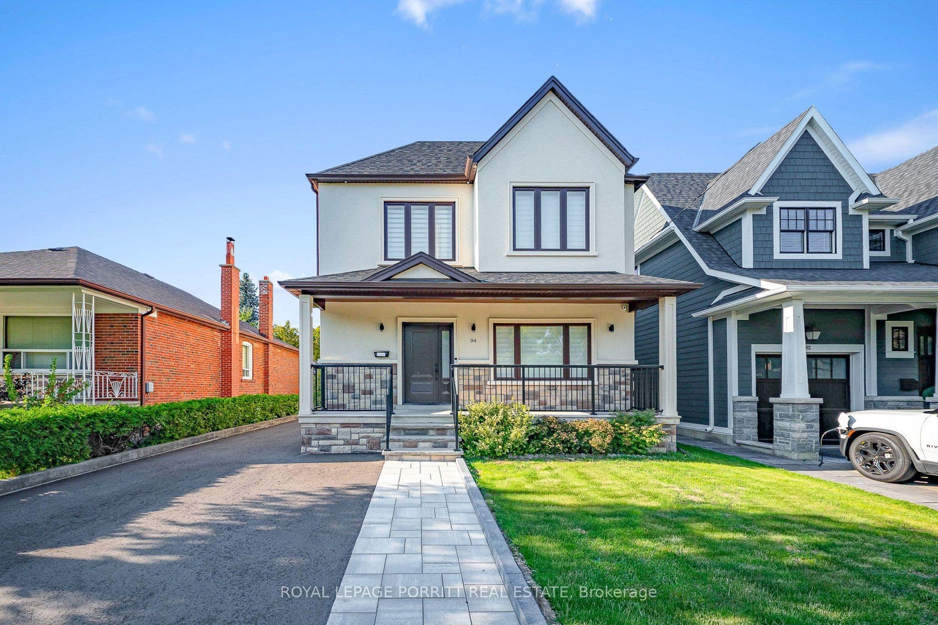 94 Edgecroft Road, Toronto, ON M8Z 2C3