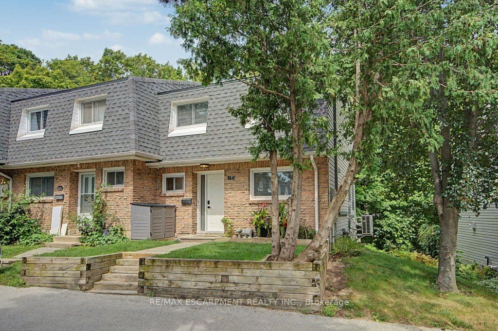 2050 Upper Middle Road 164, Burlington, ON L7P 3R9