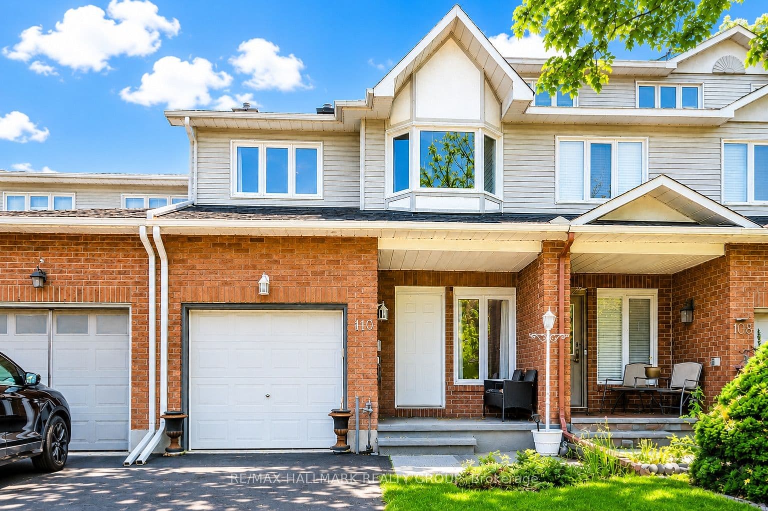 110 Hunter's Glen Crescent, Hunt Club - South Keys and Area, ON K1T 3R1