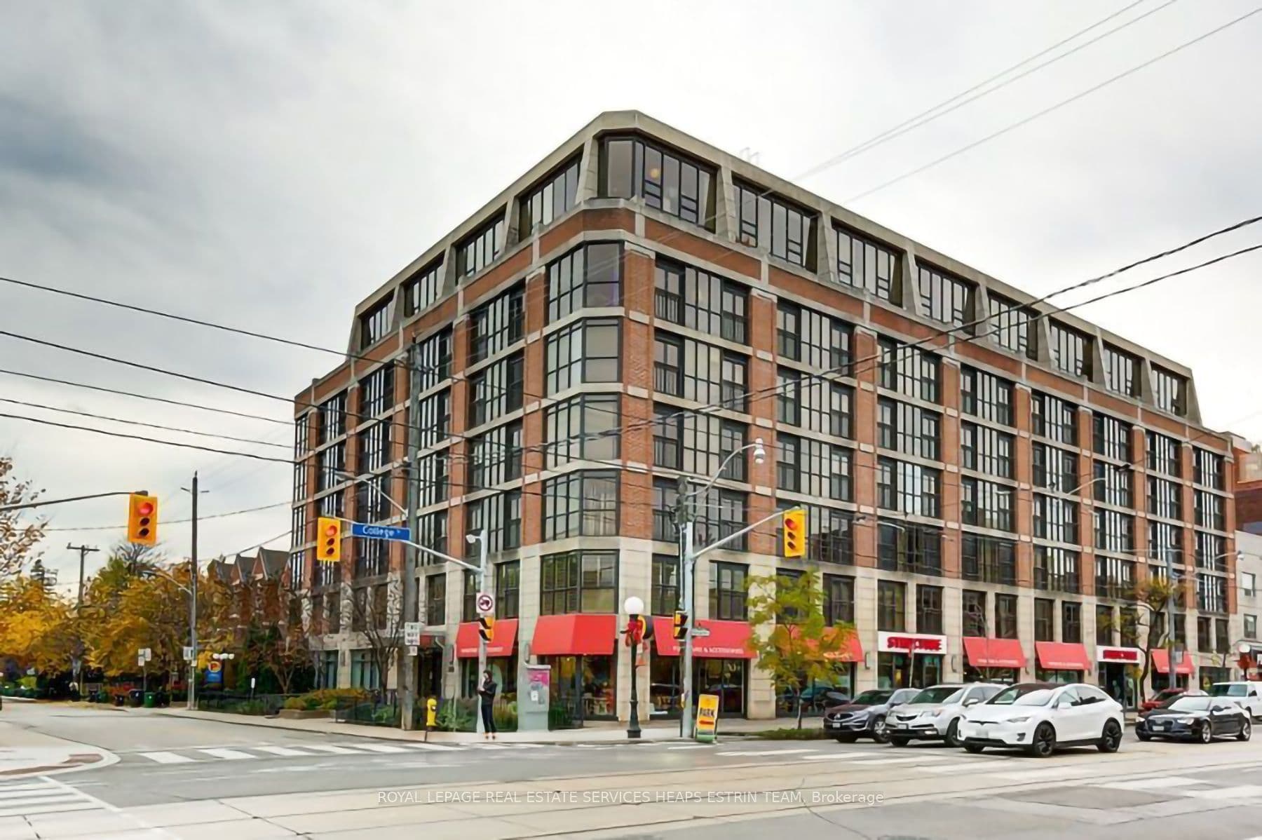 308 Palmerston Avenue 310, Toronto, ON M6J 3X9