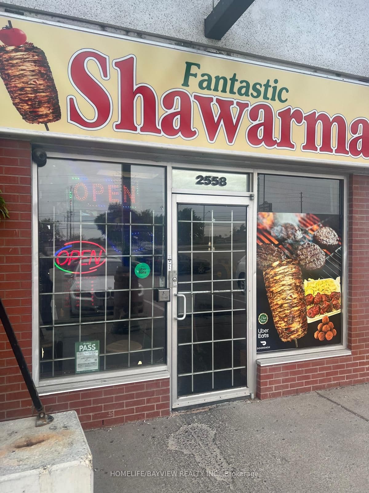 2558 Finch Avenue W 8A, Toronto, ON M9M 2G3