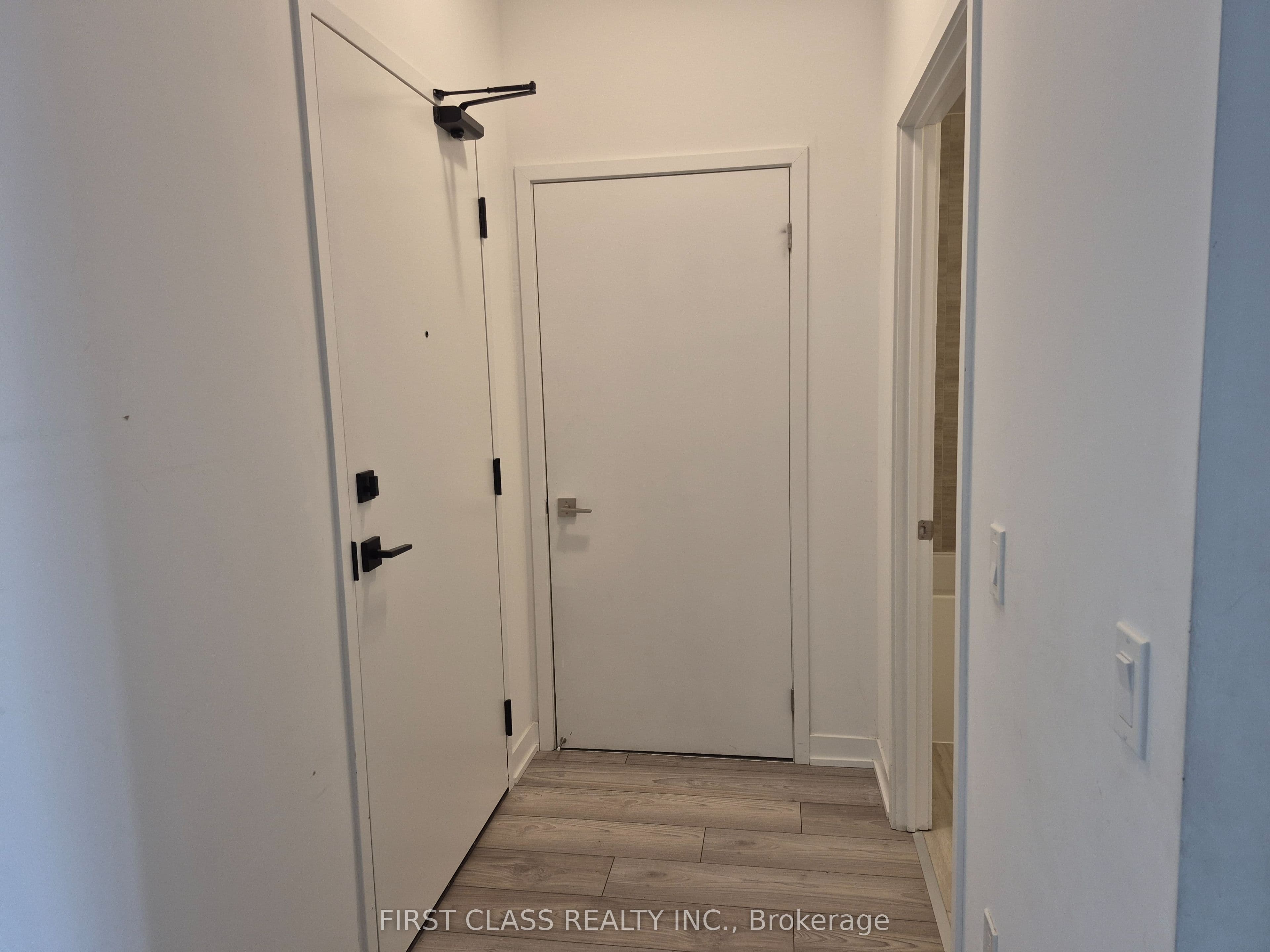 474 Caldari Road 403, Vaughan, ON L4K 0R5