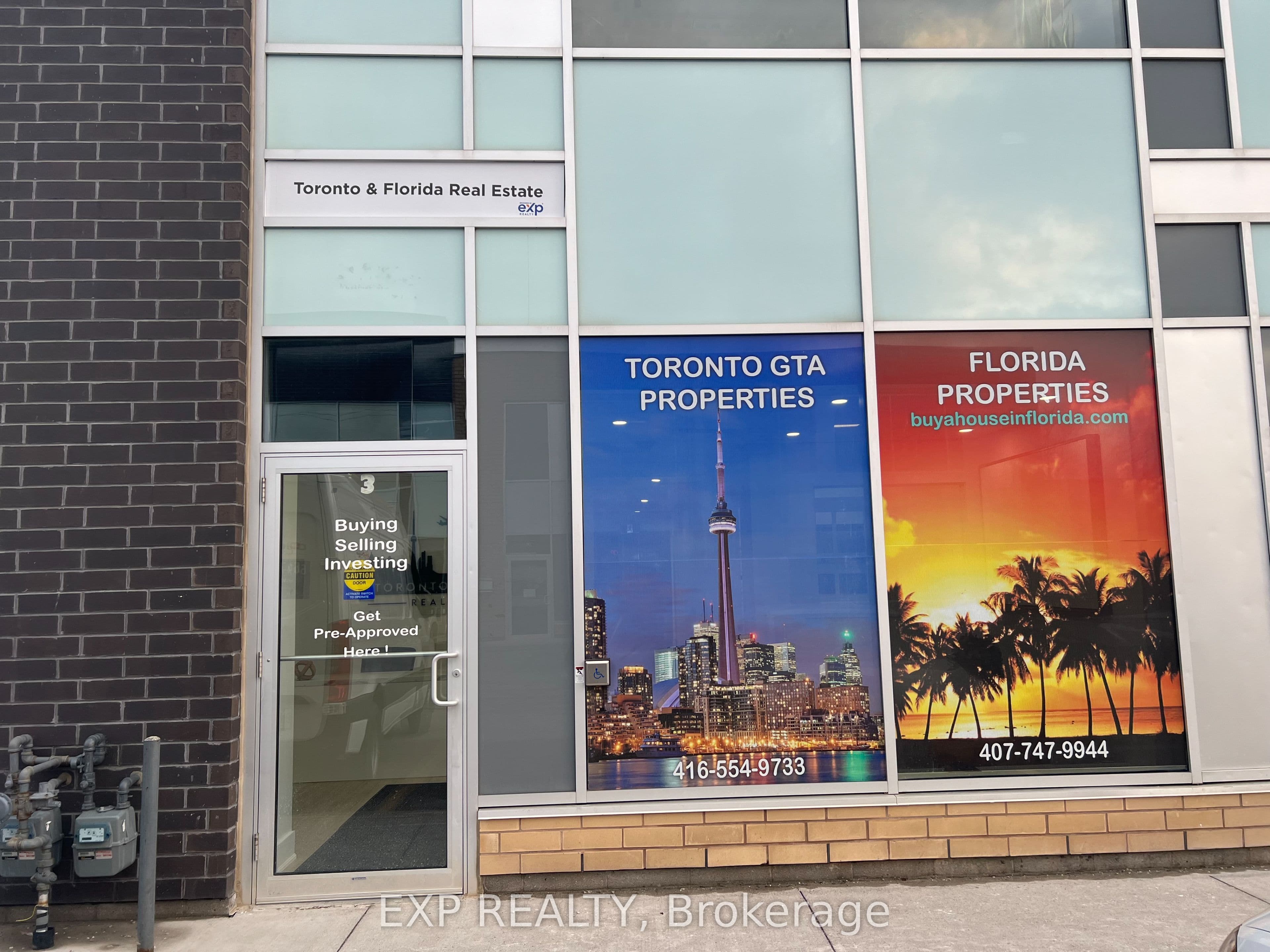 1185 Queensway Avenue E 3, Mississauga, ON L4Y 0G7