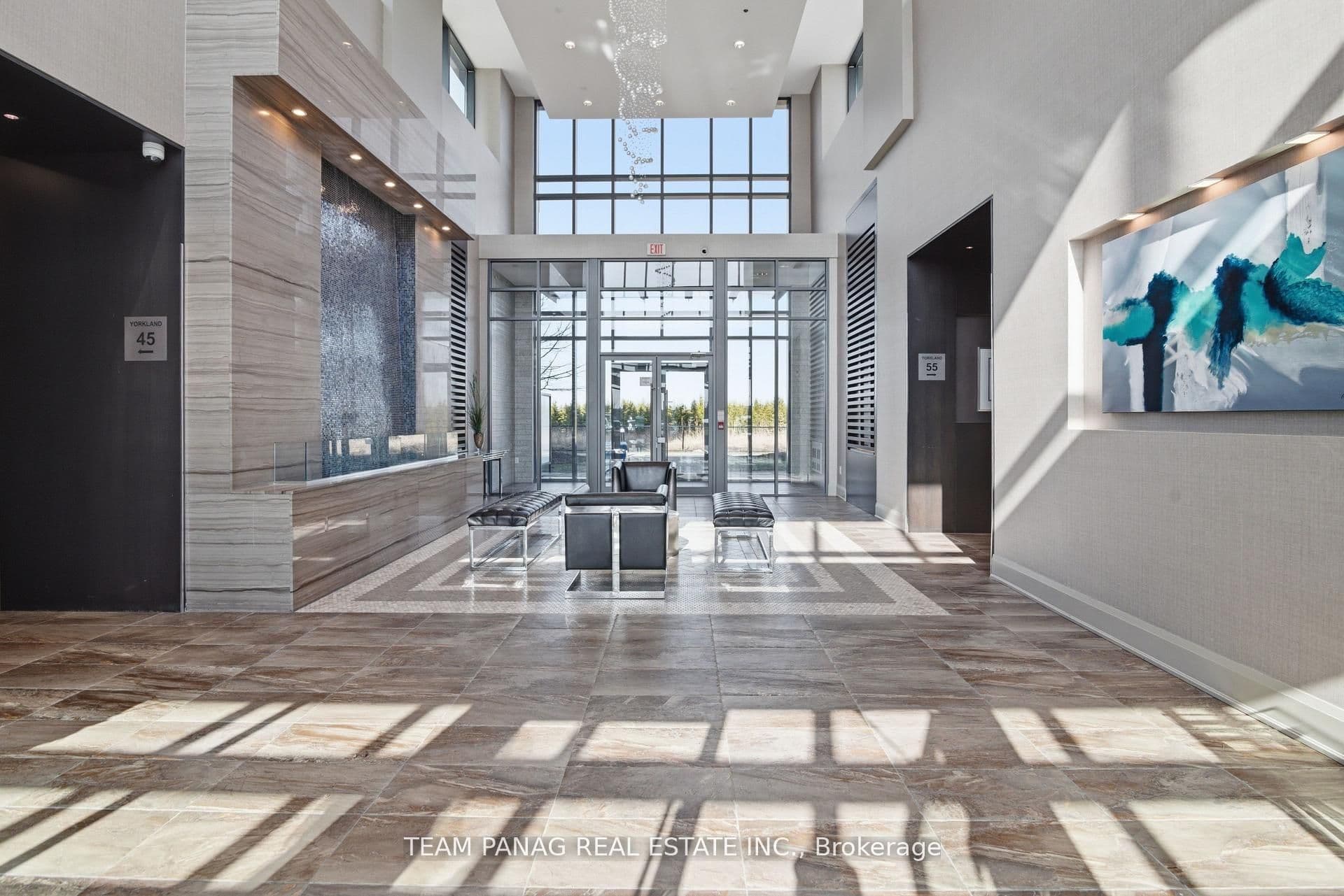 45 Yorkland Boulevard 209, Brampton, ON L6P 4B4