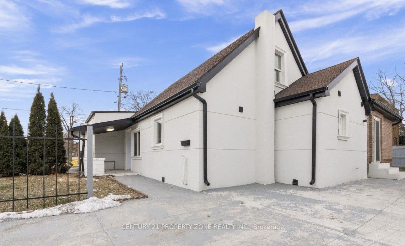 477 Melvin Avenue, Hamilton, ON L8H 2L8