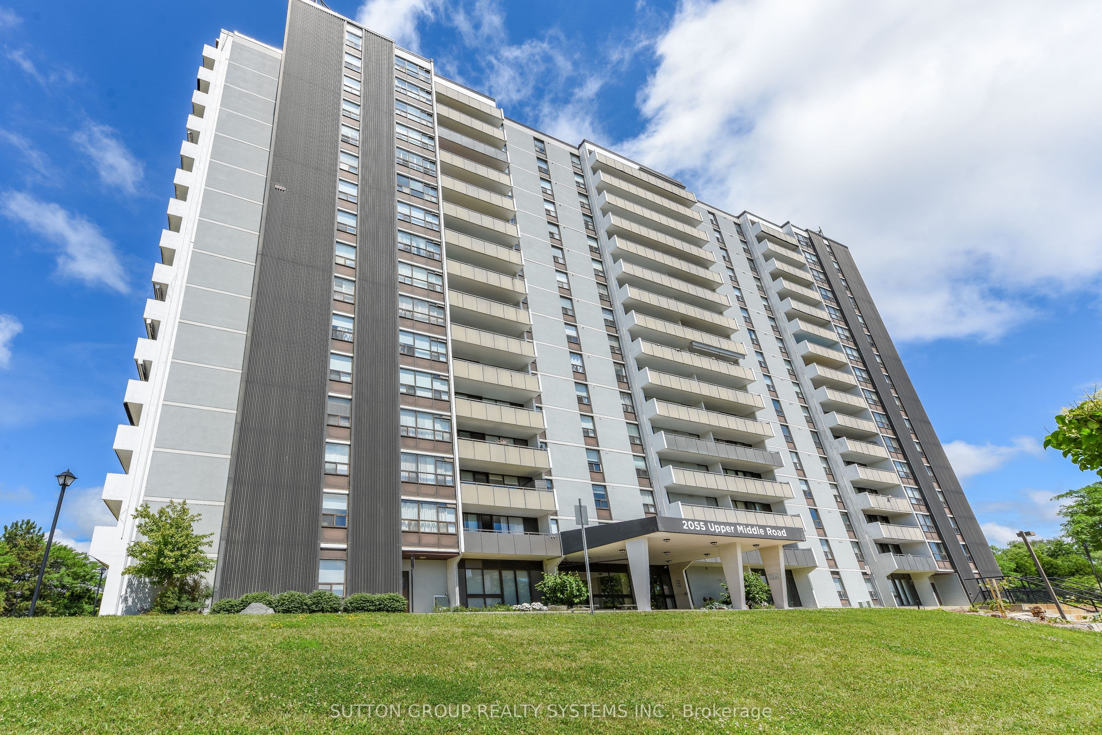 2055 Upper Middle Road 705, Burlington, ON L7P 3P4