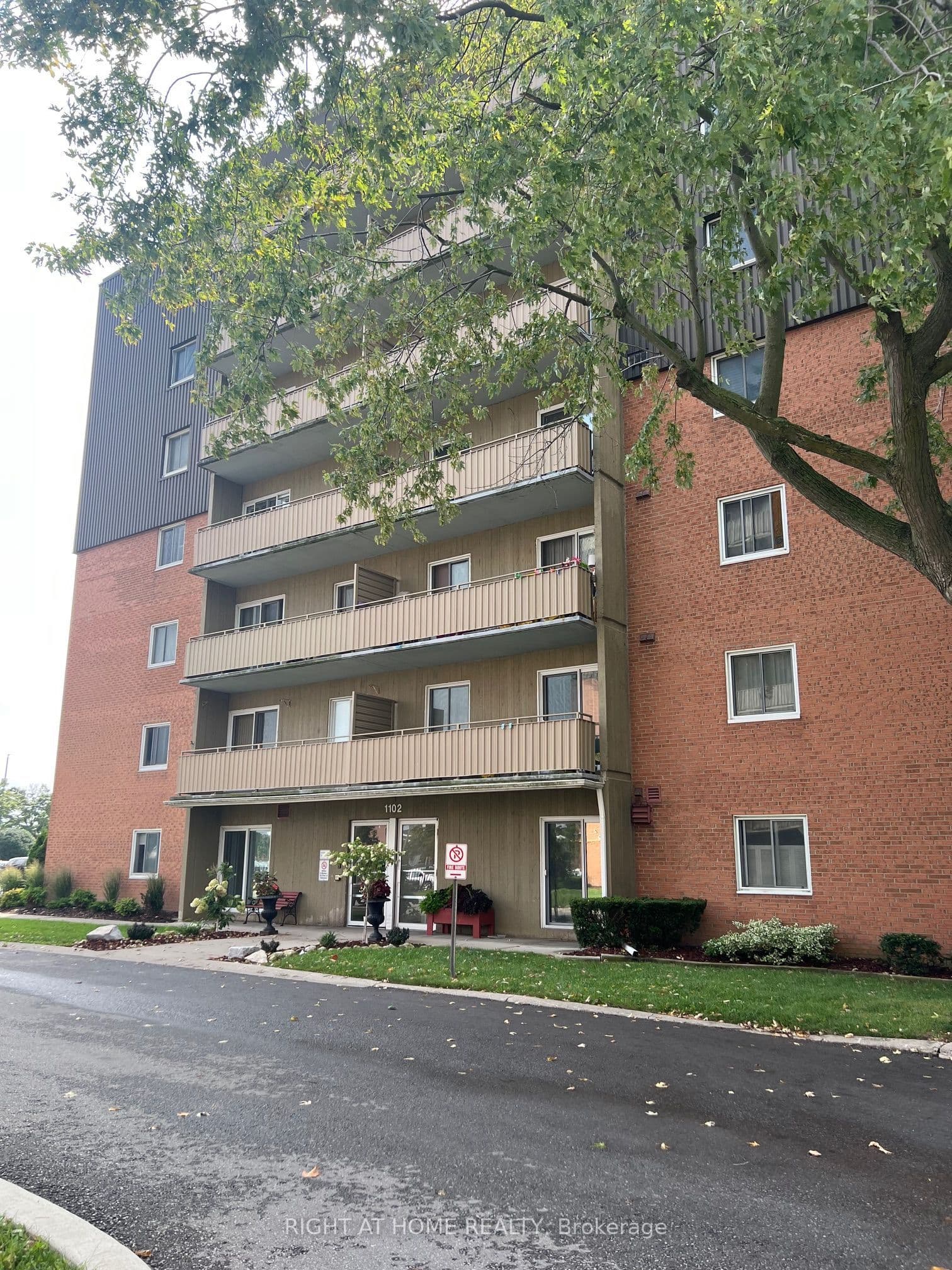 1102 Jalna Boulevard 708, London South, ON N6E 1X8