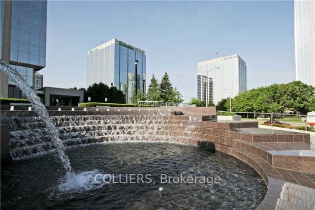 2 Robert Speck Parkway 690, Mississauga, ON L4Z 1H8