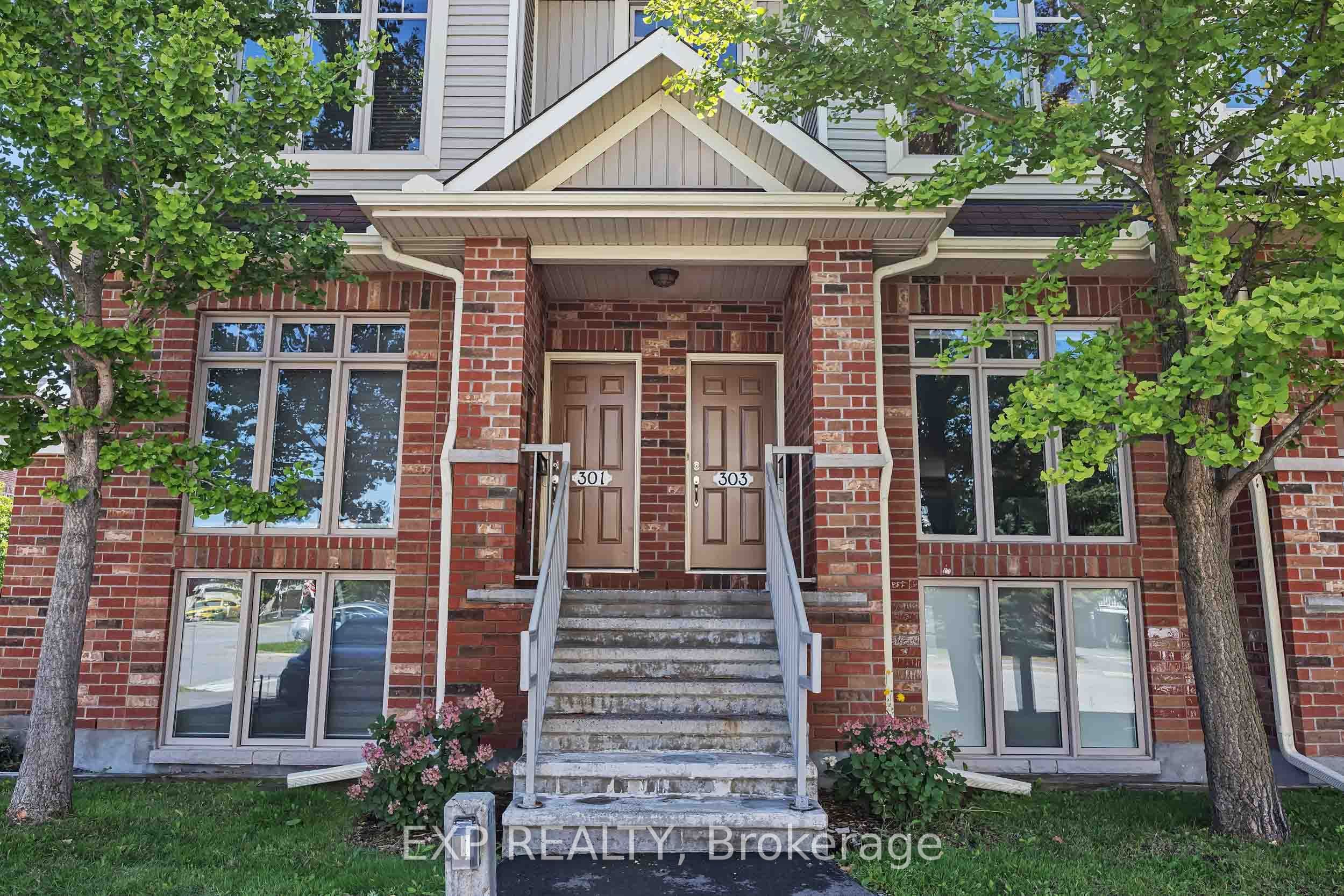 301 Elite Private 1, Barrhaven, ON K2J 0A4