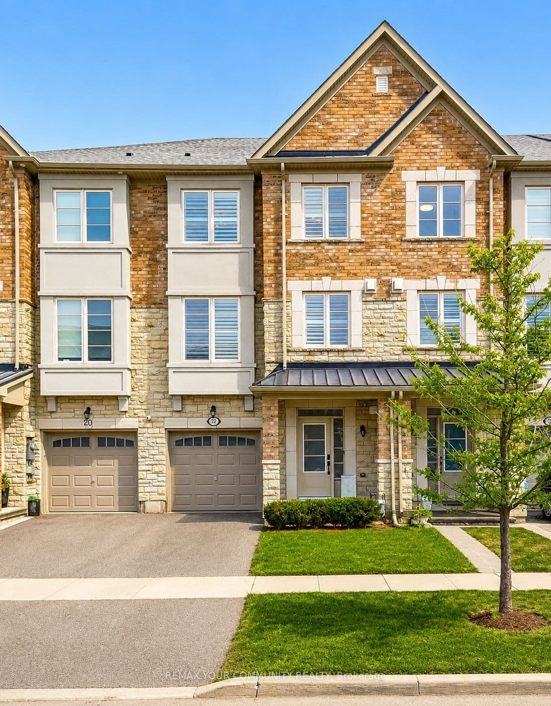 22 Lowther Avenue, Richmond Hill, ON L4E 2Z7