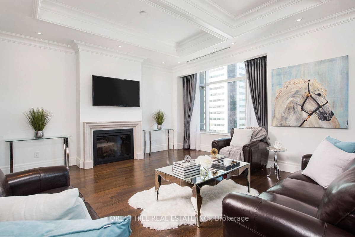 311 Bay Street 3901, Toronto, ON M5H 4G5