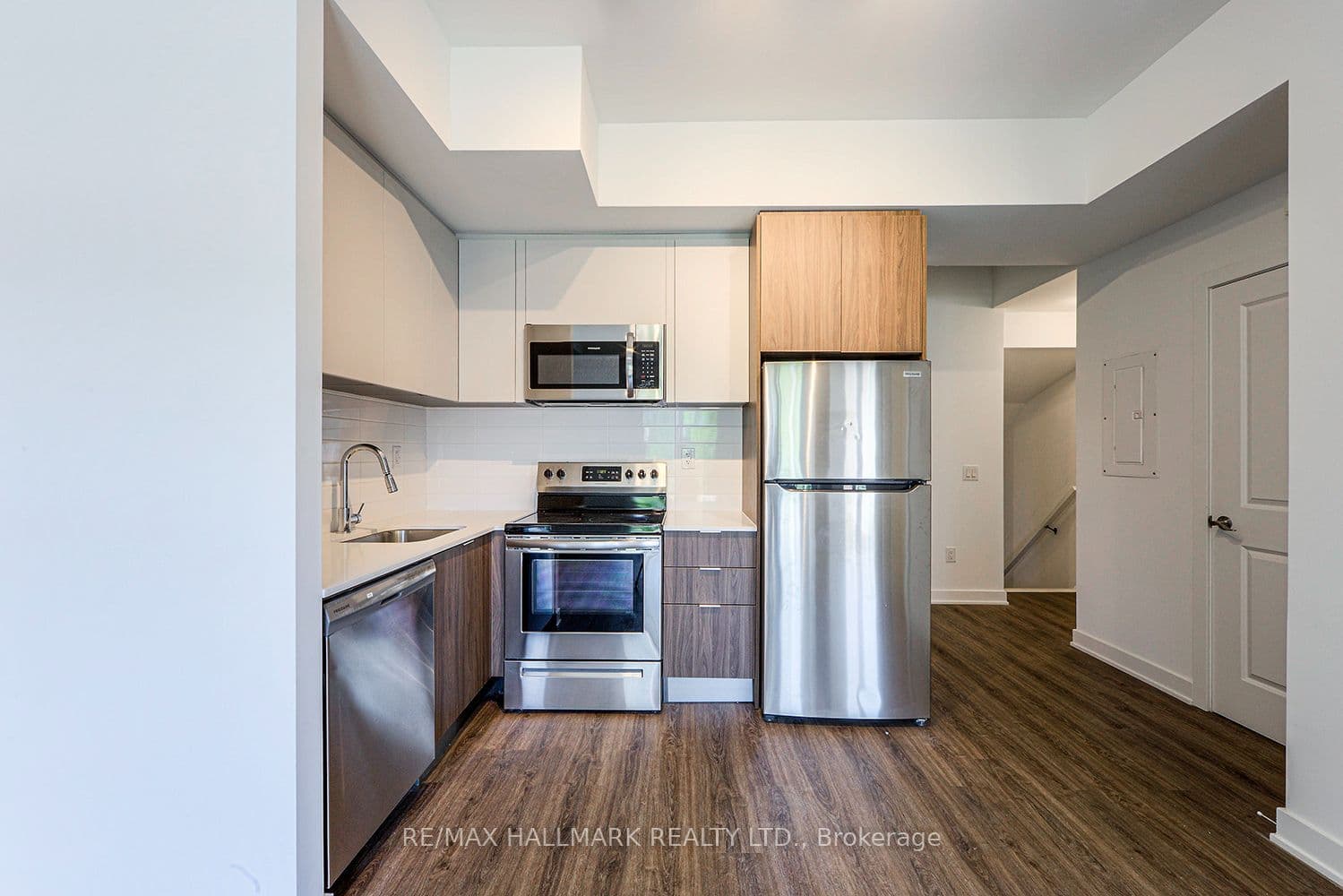 37 Danforth Road 357, Toronto, ON M1L 0J6