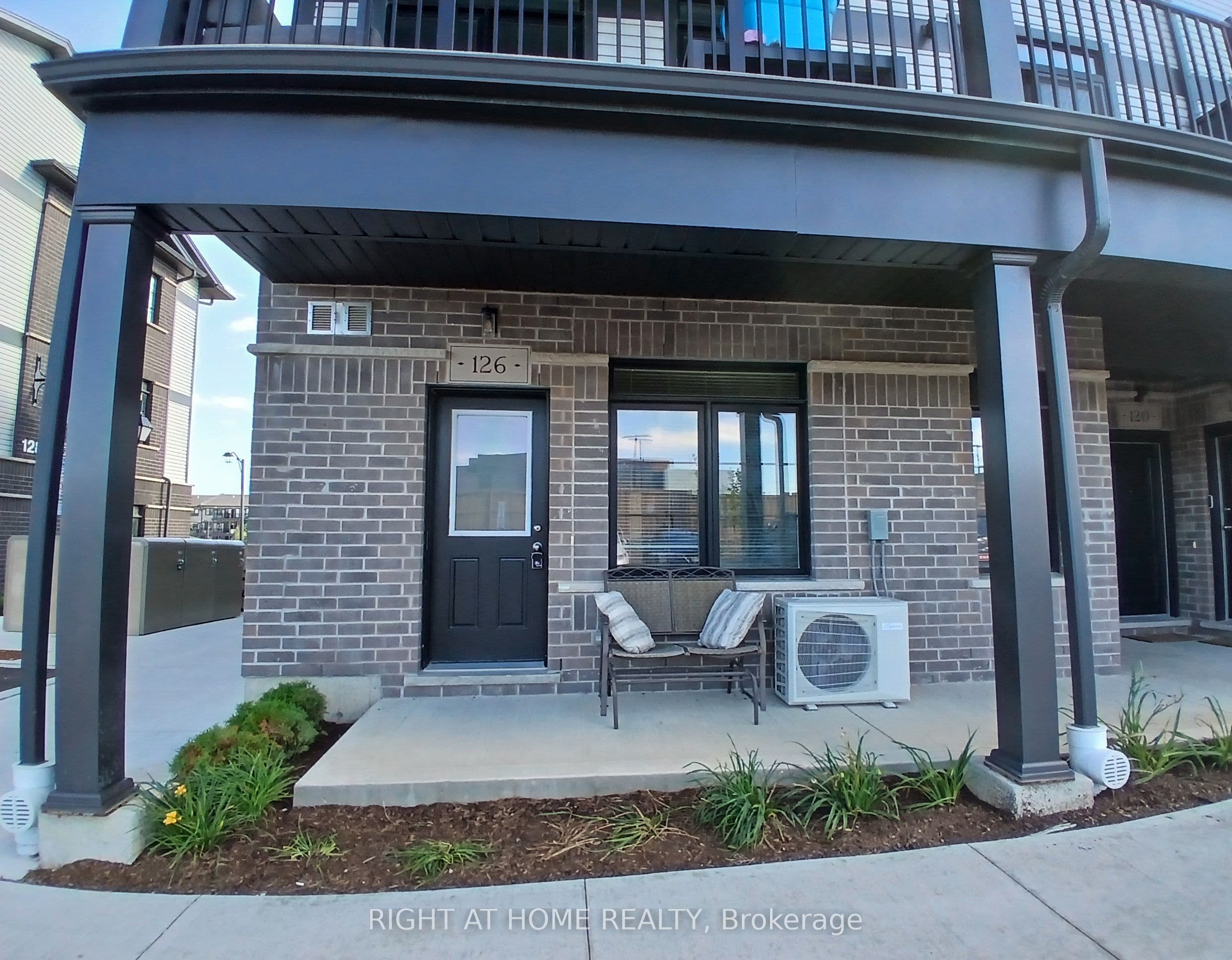 126 Oat Lane 34, Kitchener, ON N2R 0S8